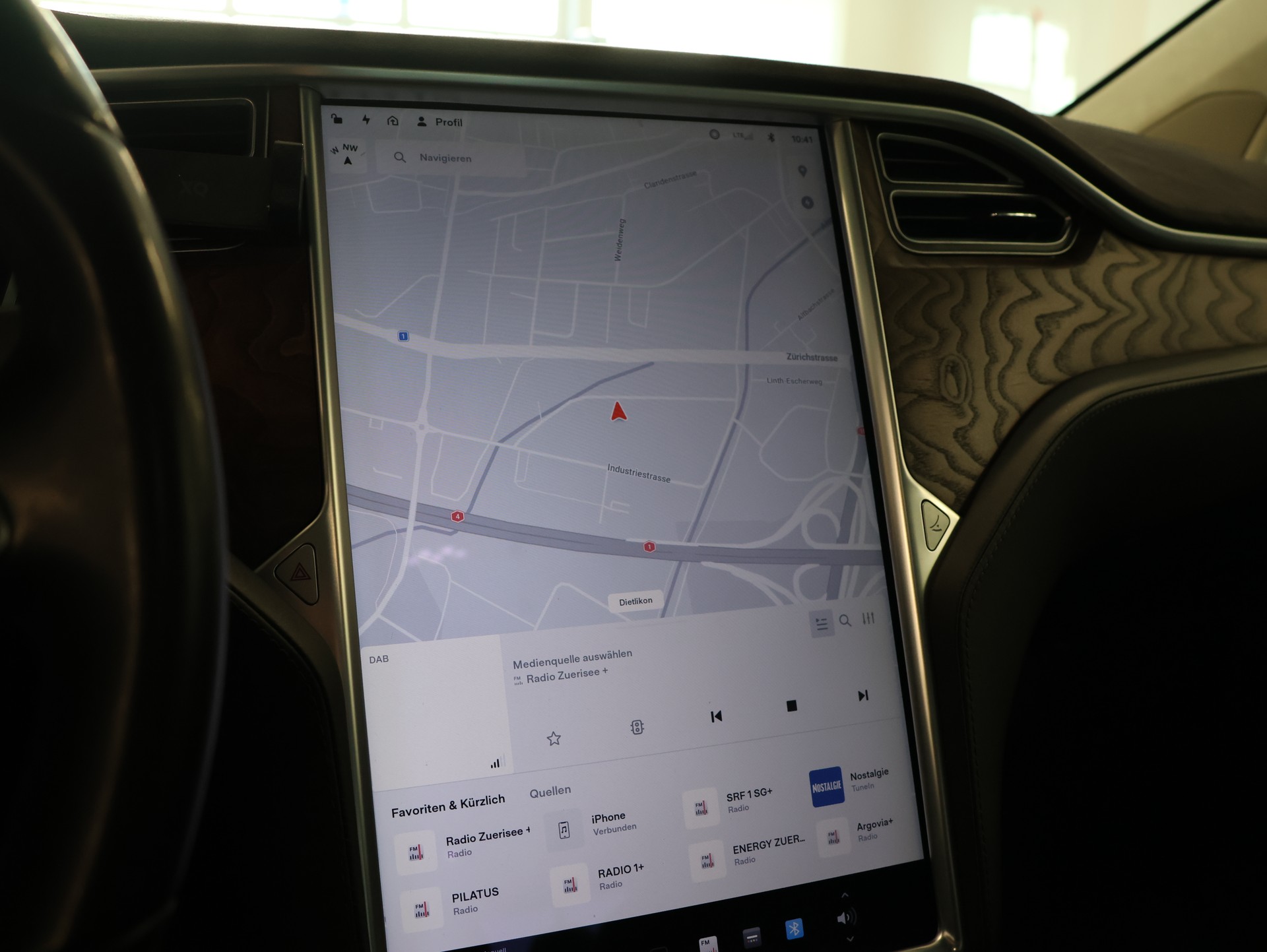 TESLA Model X 90 D *MIDNIGHT-SILVER LACKIERUNG*6-SITZE*-image-17