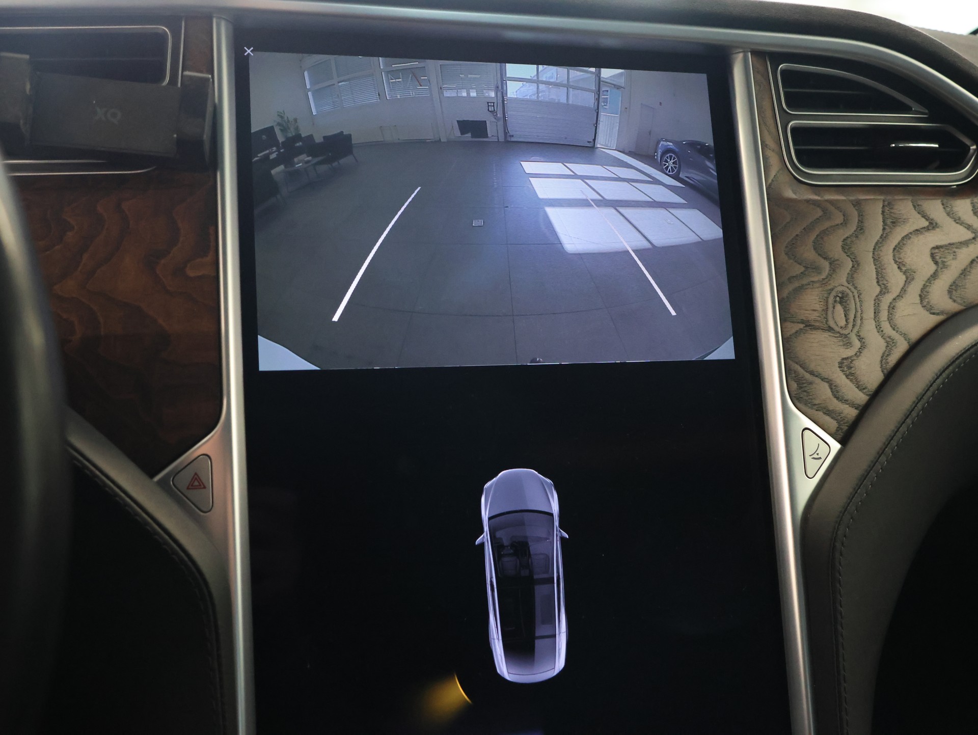 TESLA Model X 90 D *MIDNIGHT-SILVER LACKIERUNG*6-SITZE*-image-18