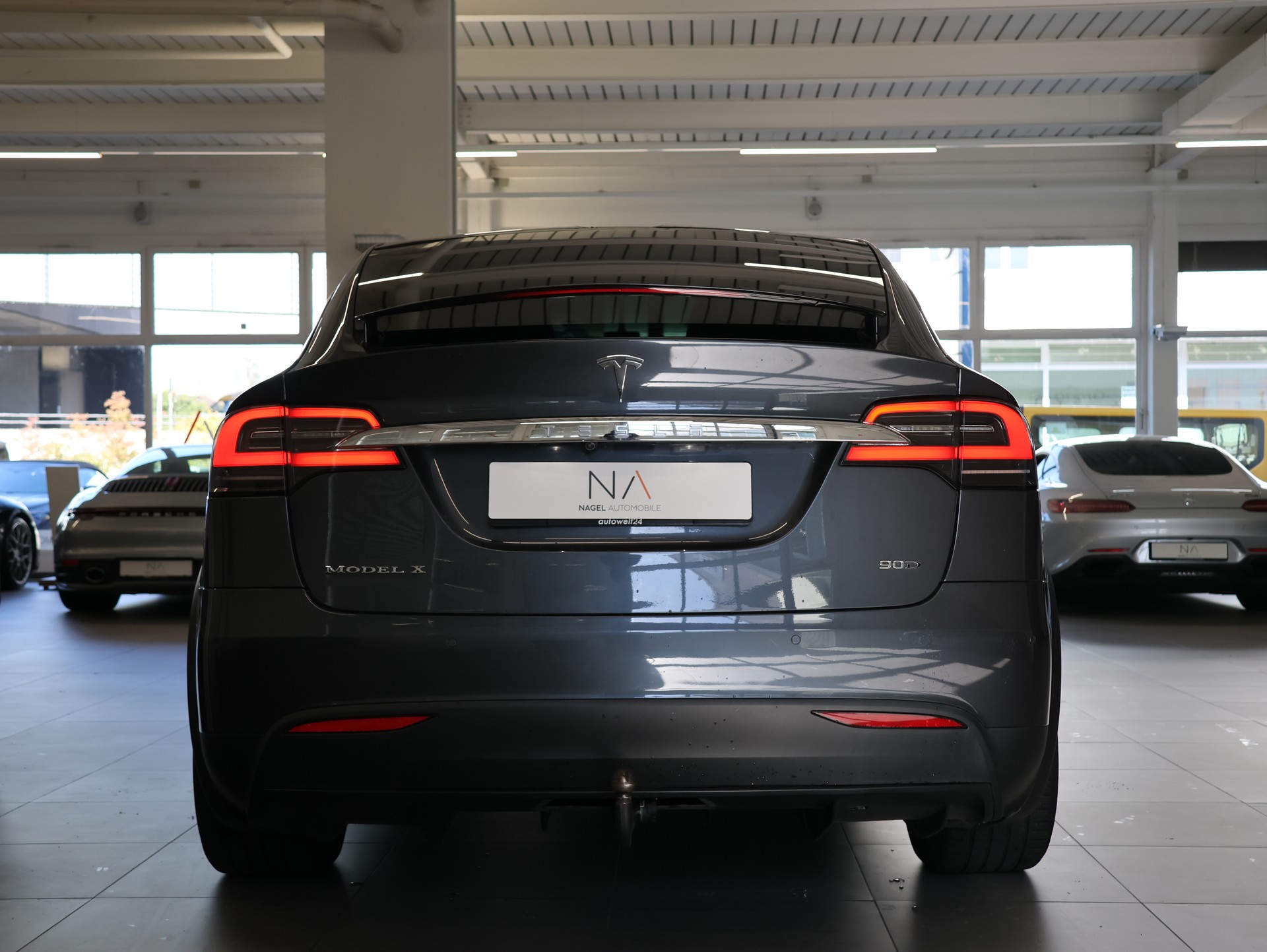 TESLA Model X 90 D *MIDNIGHT-SILVER LACKIERUNG*6-SITZE*-image-7