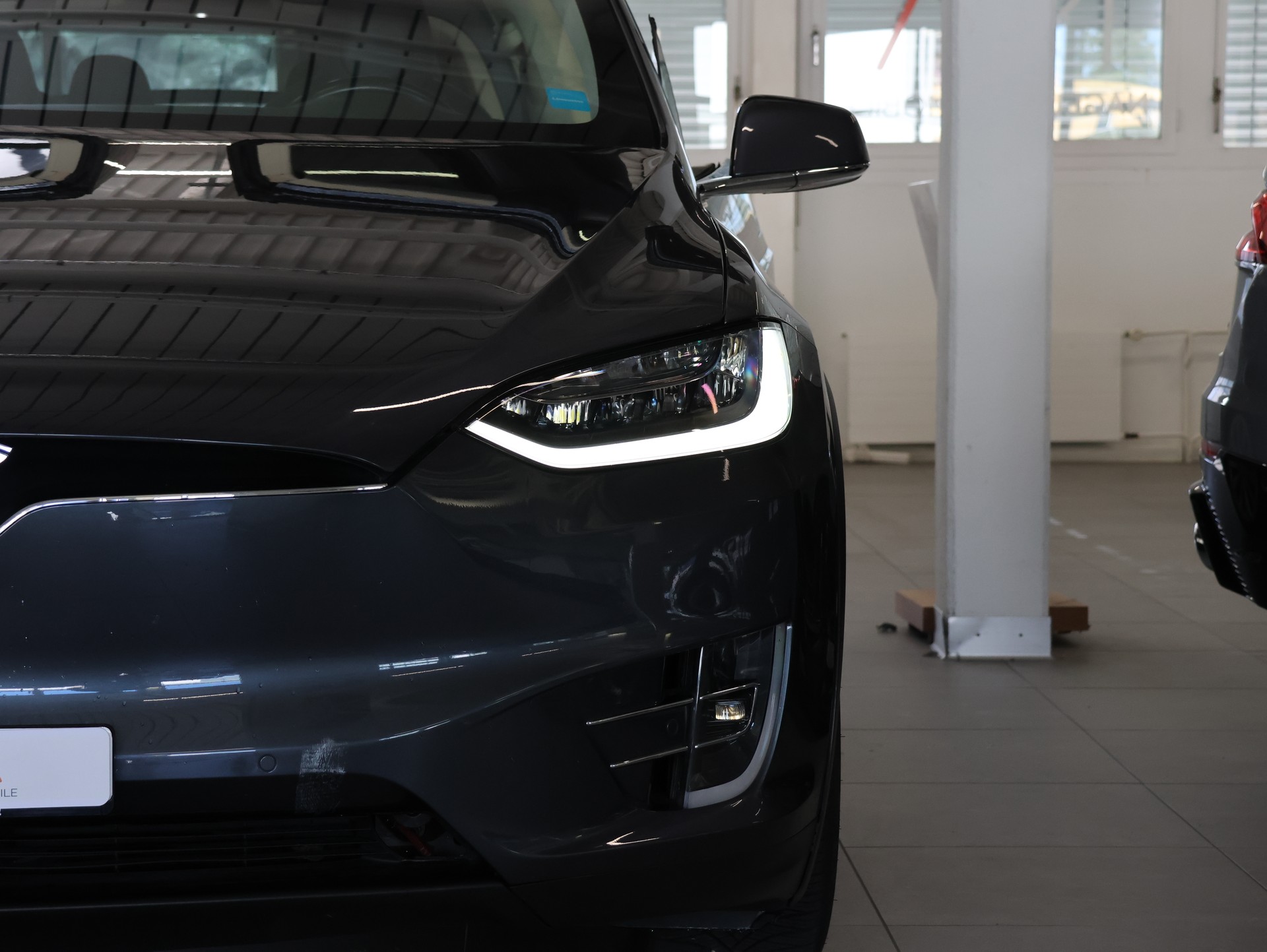 TESLA Model X 90 D *MIDNIGHT-SILVER LACKIERUNG*6-SITZE*-image-4