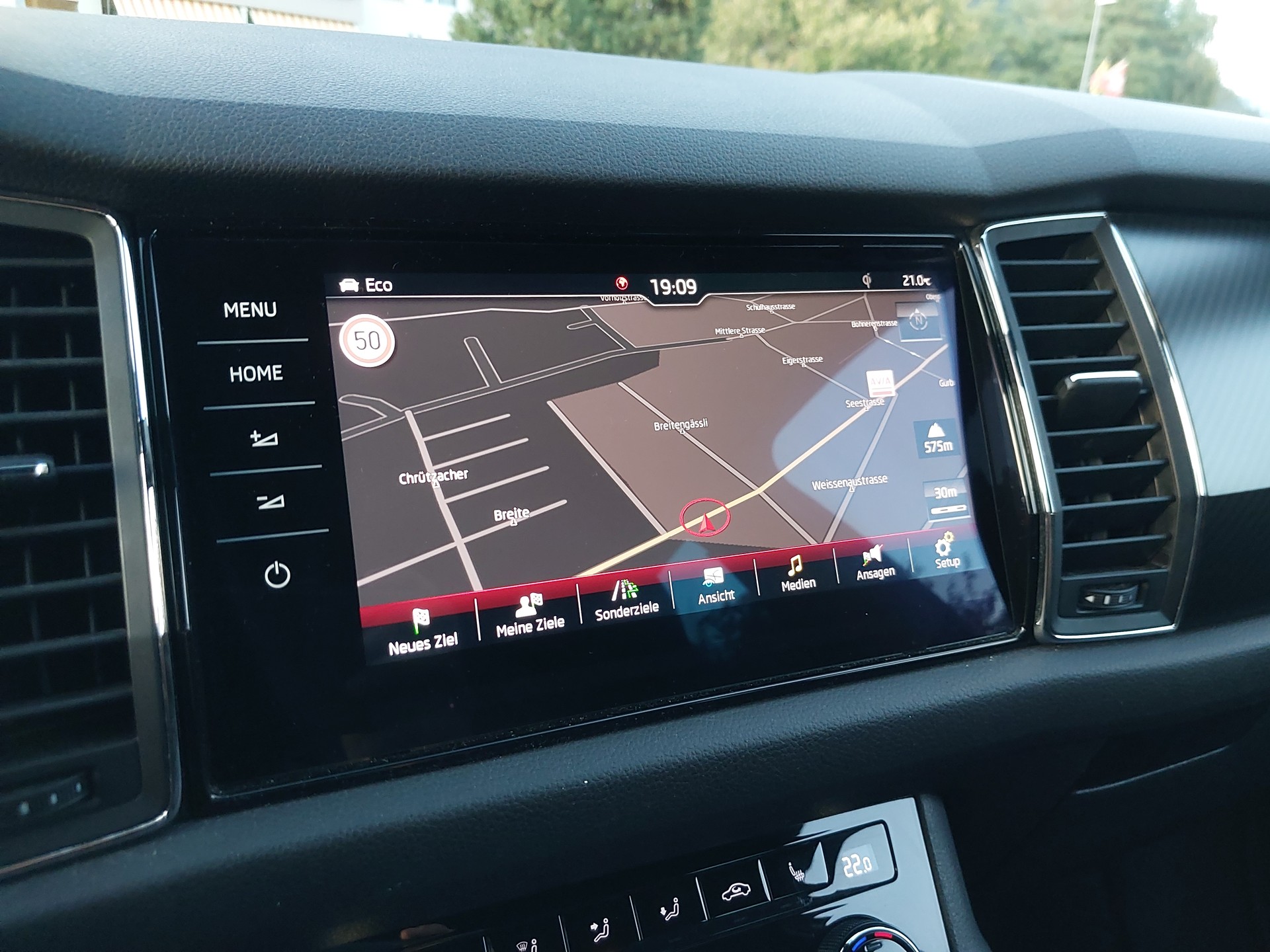 SKODA Kodiaq 2.0 TDI CR Sport Line 4x4 DSG-image-13