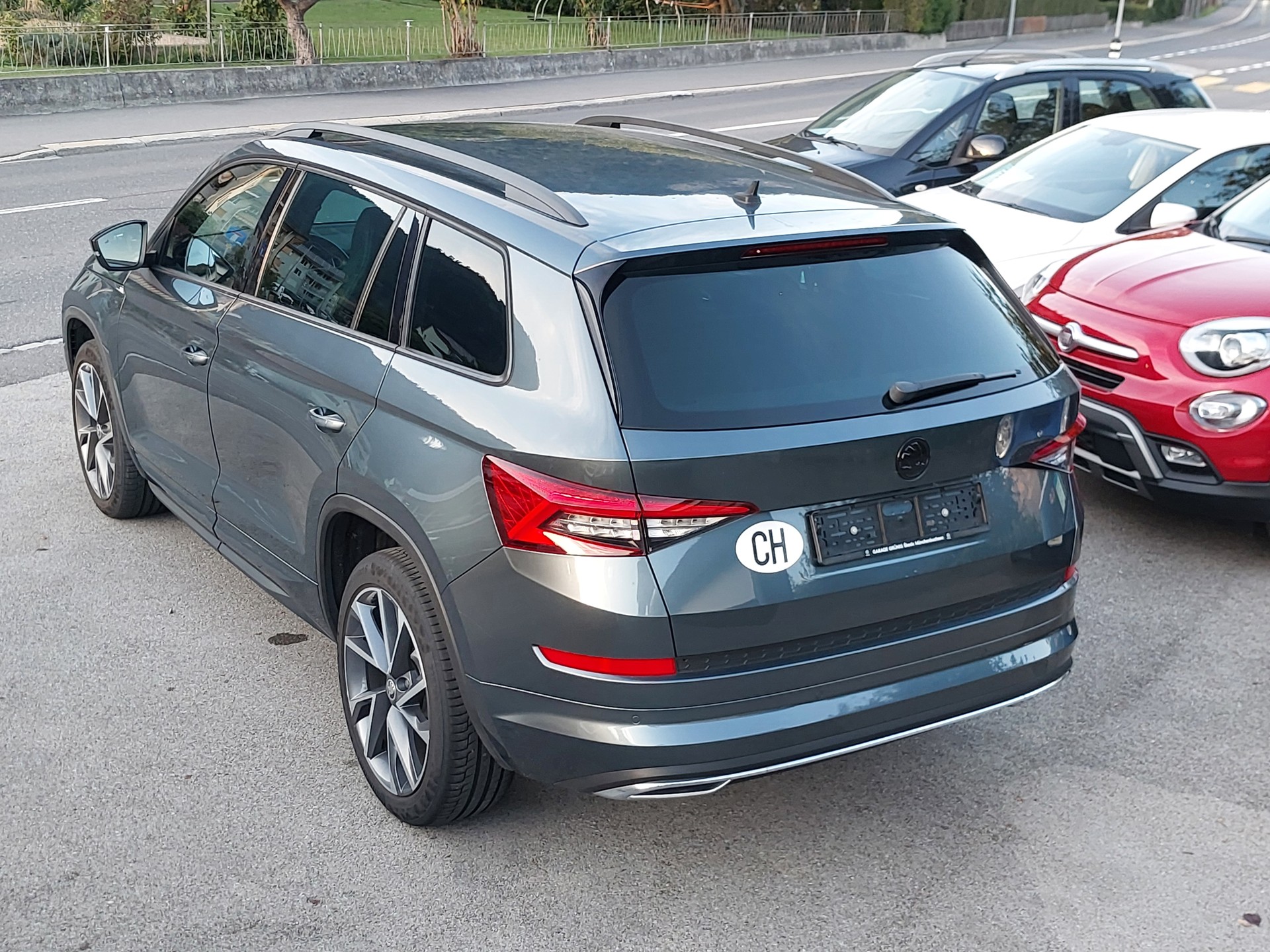 SKODA Kodiaq 2.0 TDI CR Sport Line 4x4 DSG-image-3