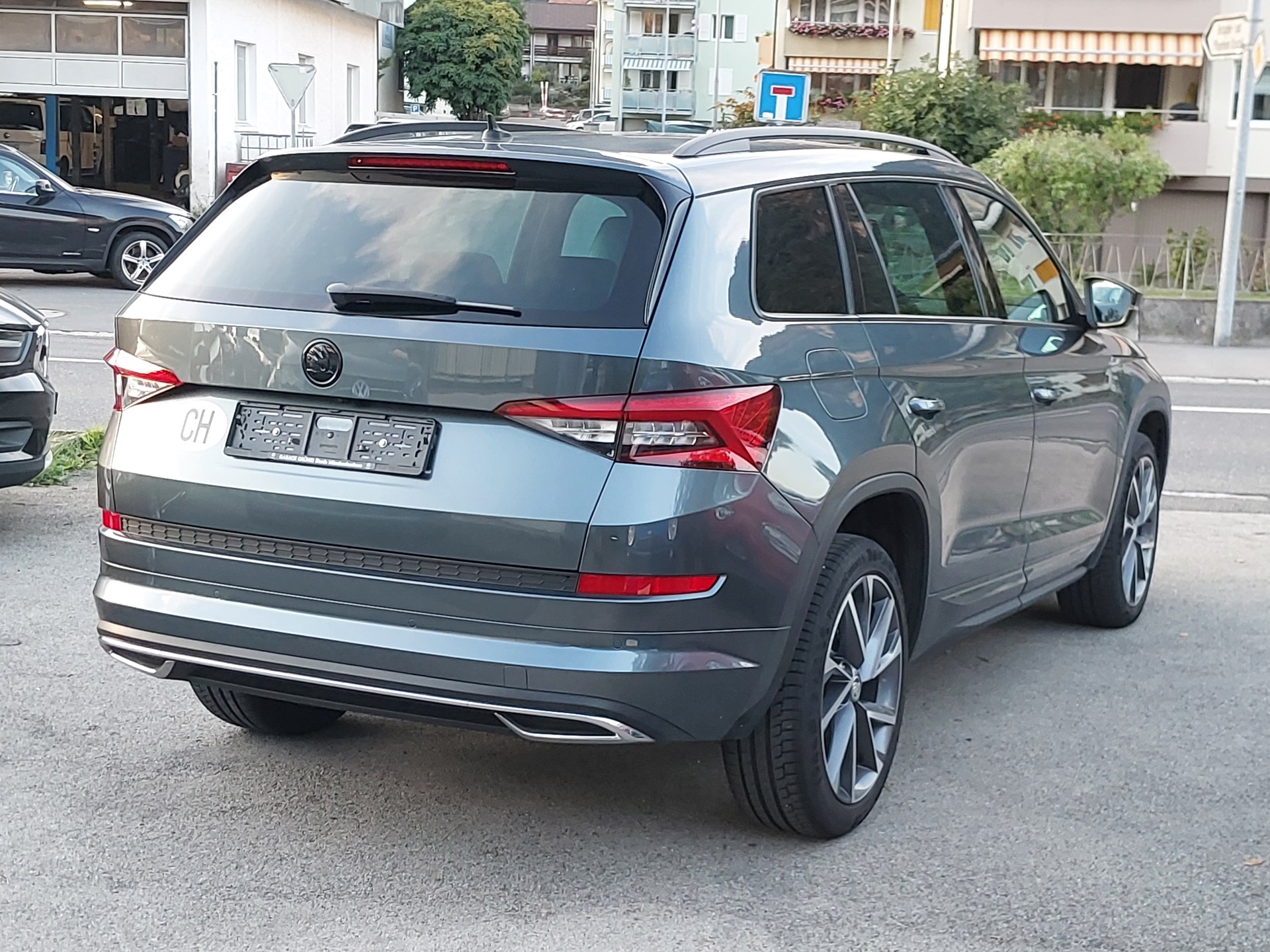 SKODA Kodiaq 2.0 TDI CR Sport Line 4x4 DSG-image-2