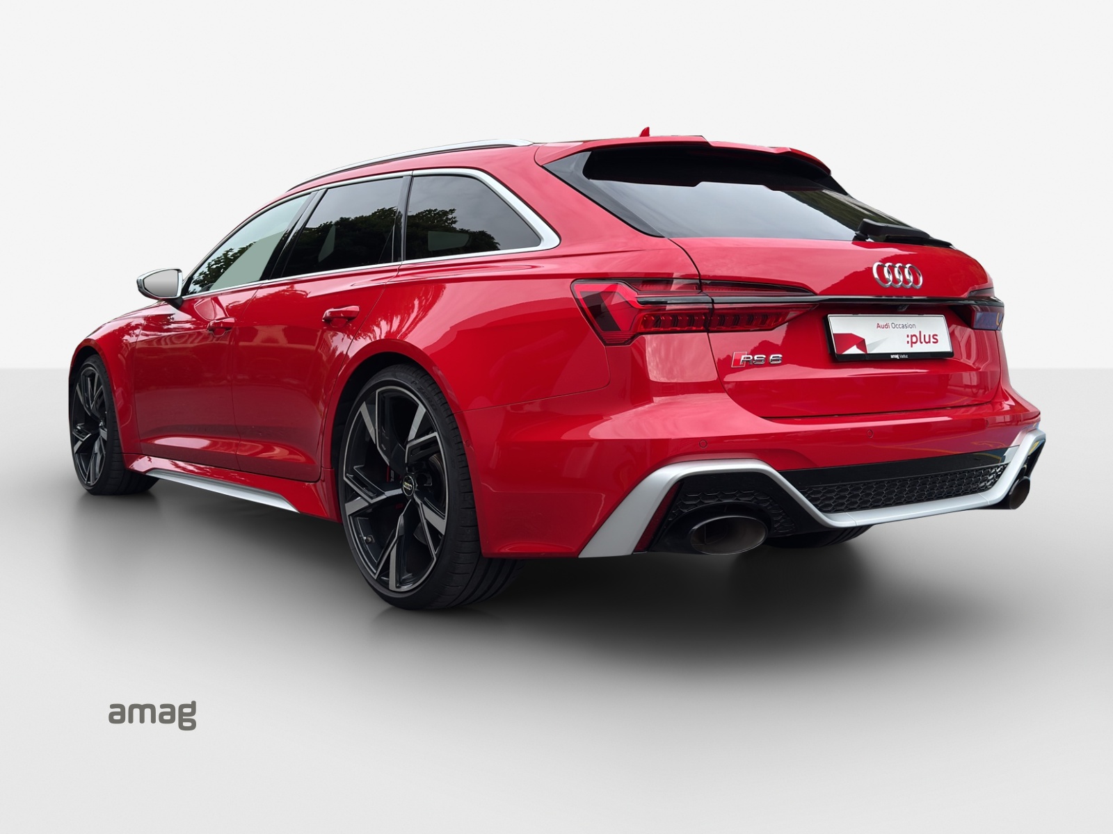 AUDI RS6 Avant 4.0 TFSI V8 quattro-image-2