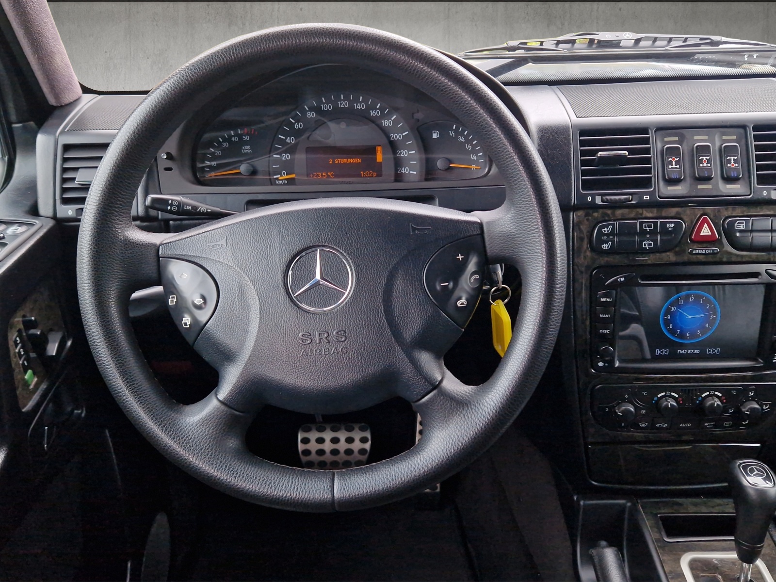 MERCEDES-BENZ G-Klasse W463 Wagon G 320 CDI lang-image-8