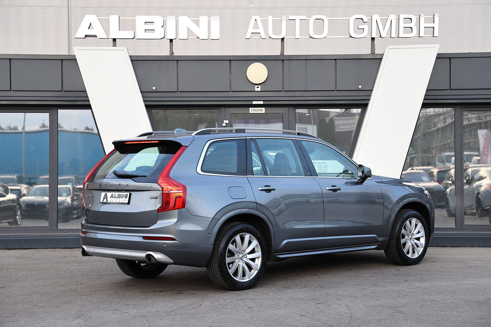 VOLVO XC90 2.0 D5 Momentum 7P. AWD *7-Plätzer* *neuer Partikelfilter*-showroom-element-2