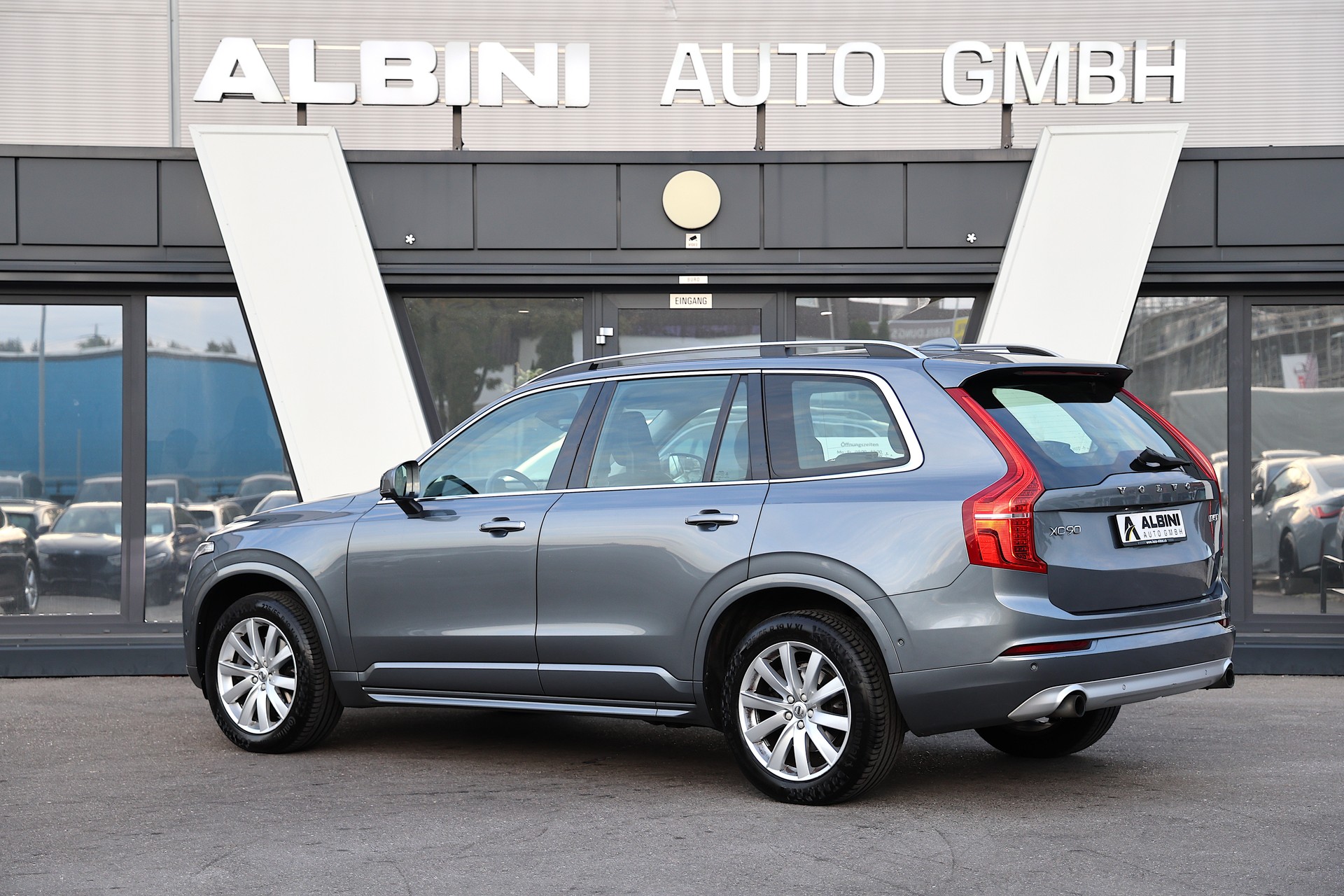 VOLVO XC90 2.0 D5 Momentum 7P. AWD *7-Plätzer* *neuer Partikelfilter*-showroom-element-3