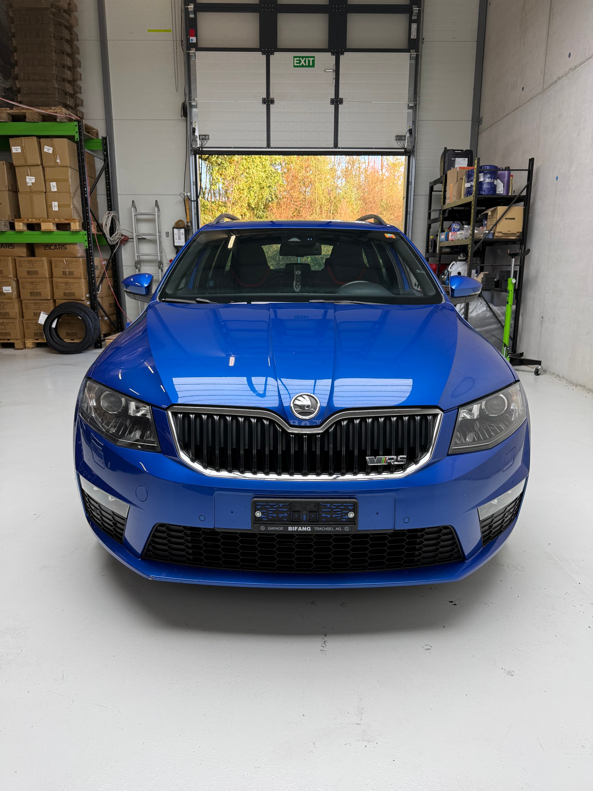 SKODA RS-showroom-element-1
