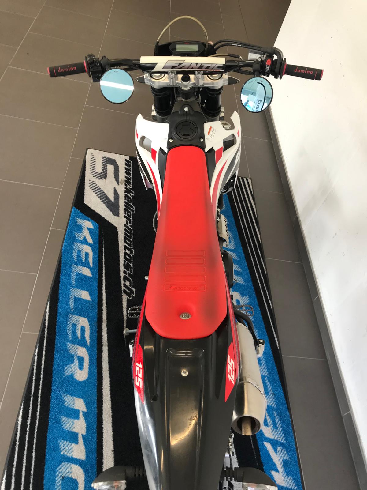 FANTIC XMF 125 Motard-image-13