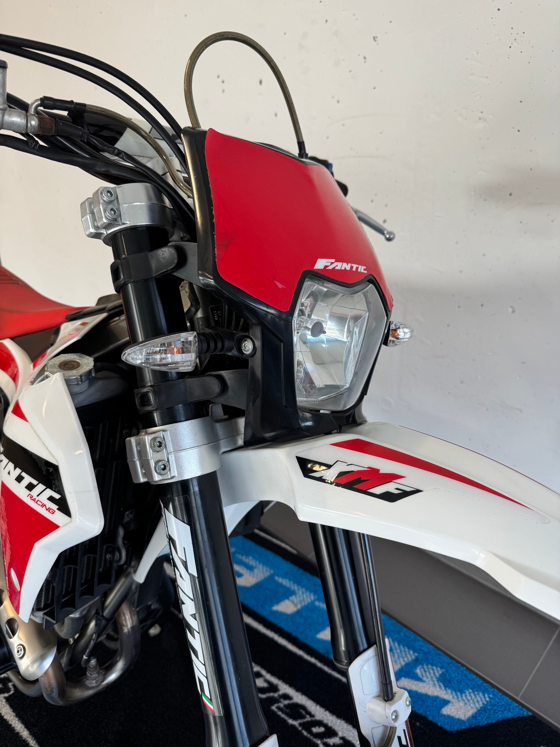 FANTIC XMF 125 Motard-image-5