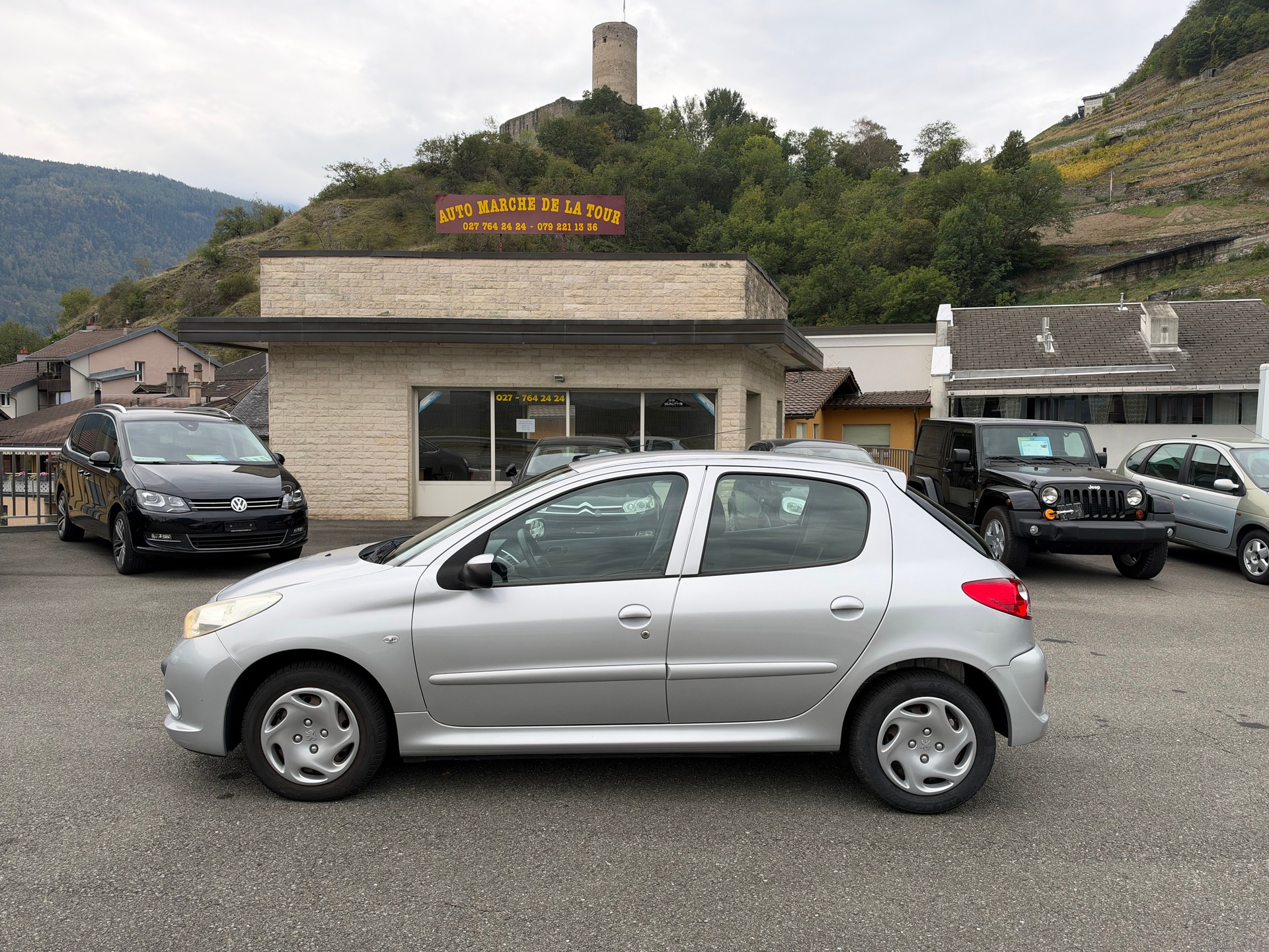 PEUGEOT 206+ 1.4 Trendy-image-0