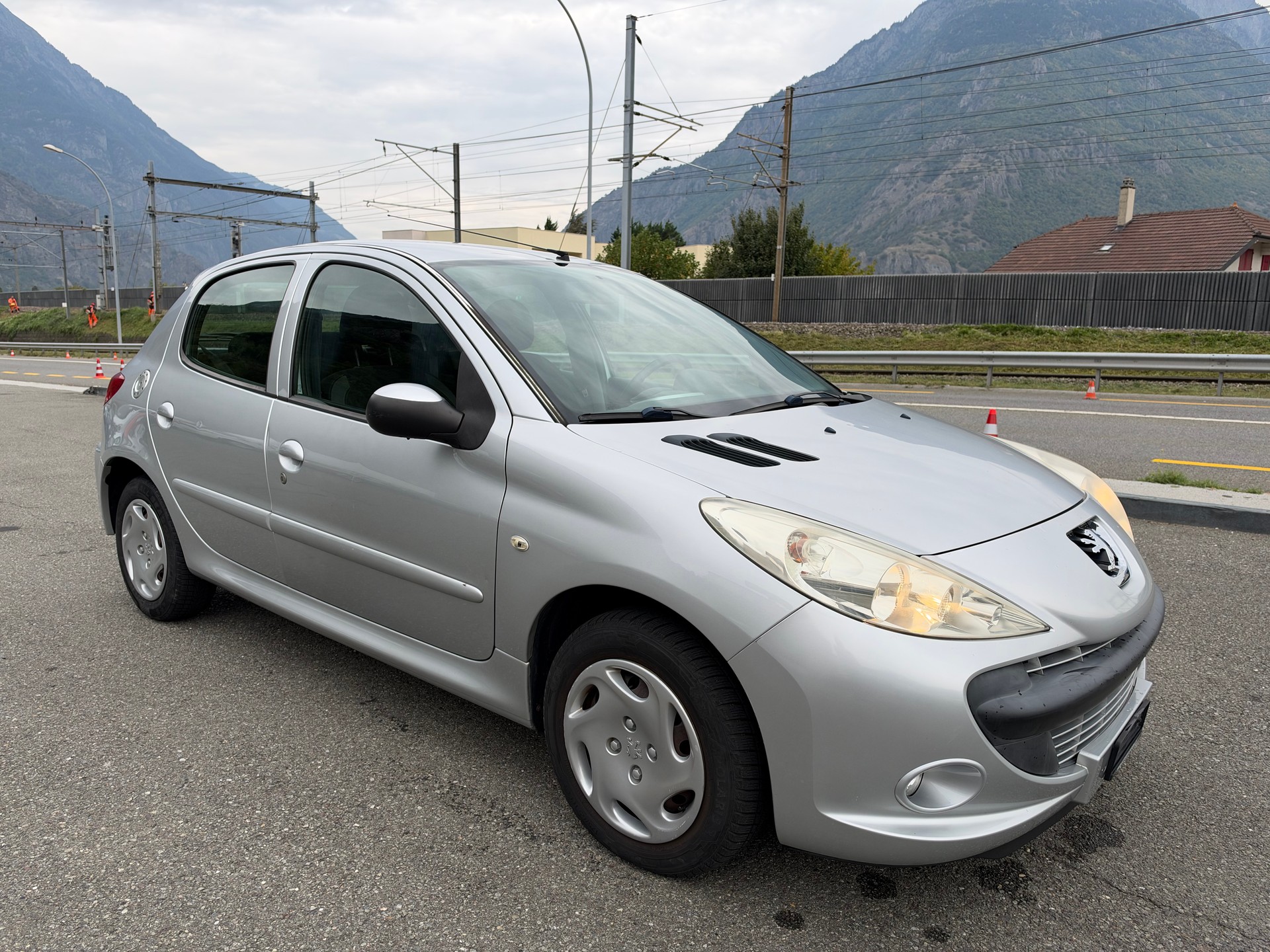 PEUGEOT 206+ 1.4 Trendy-image-4