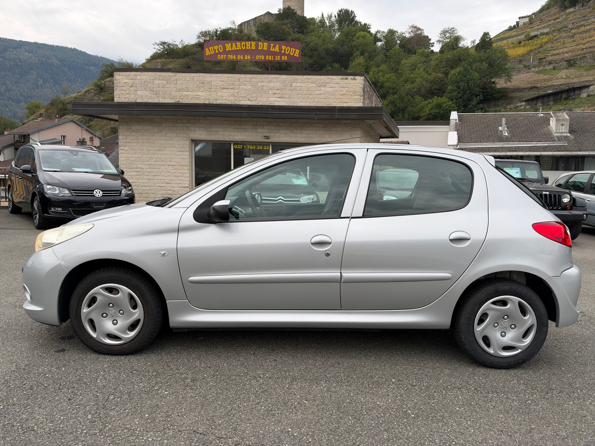 PEUGEOT 206+ 1.4 Trendy-image-1