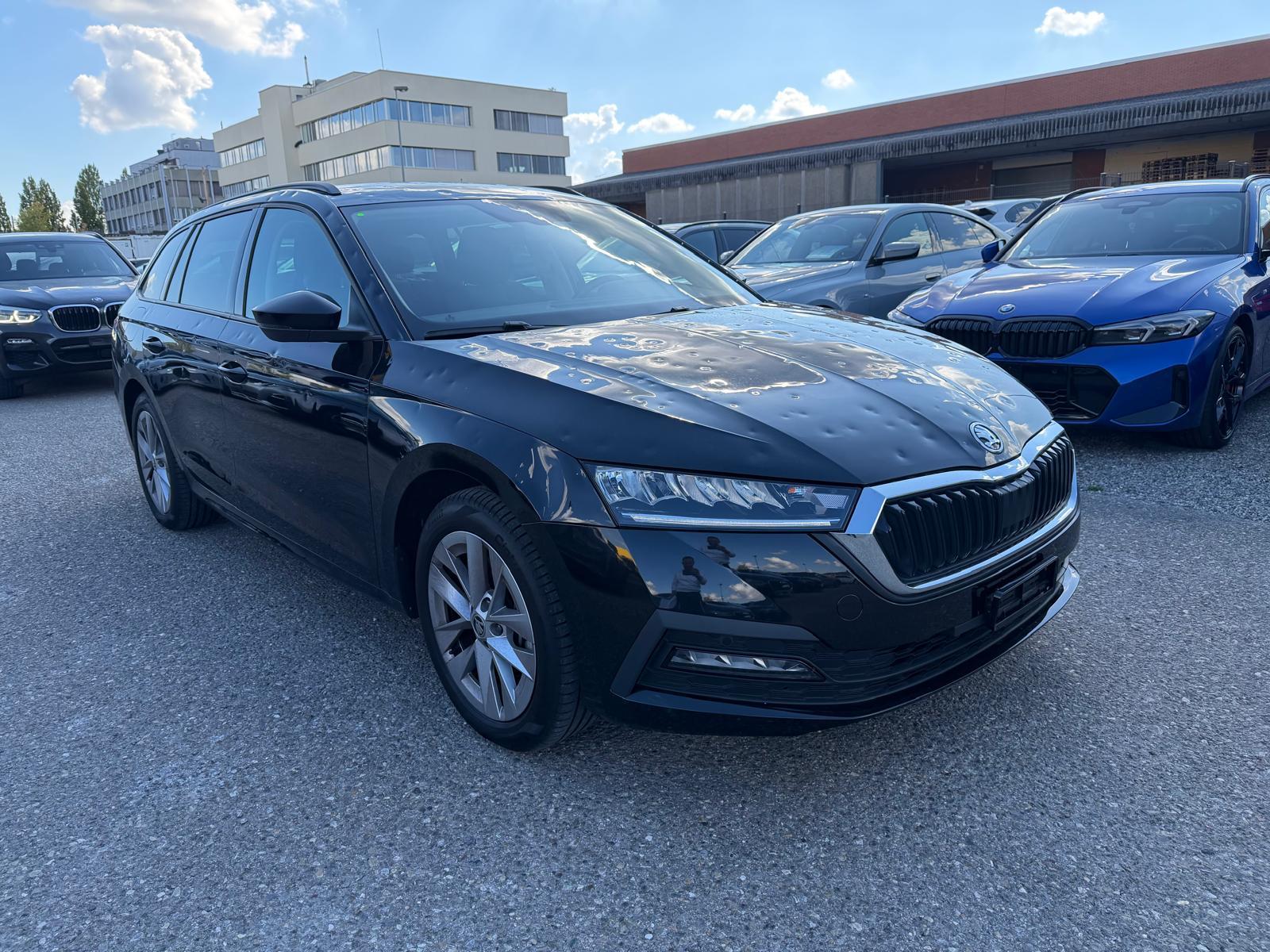 SKODA Octavia Combi 2.0 TSI SportLine 4x4 DSG-image-2