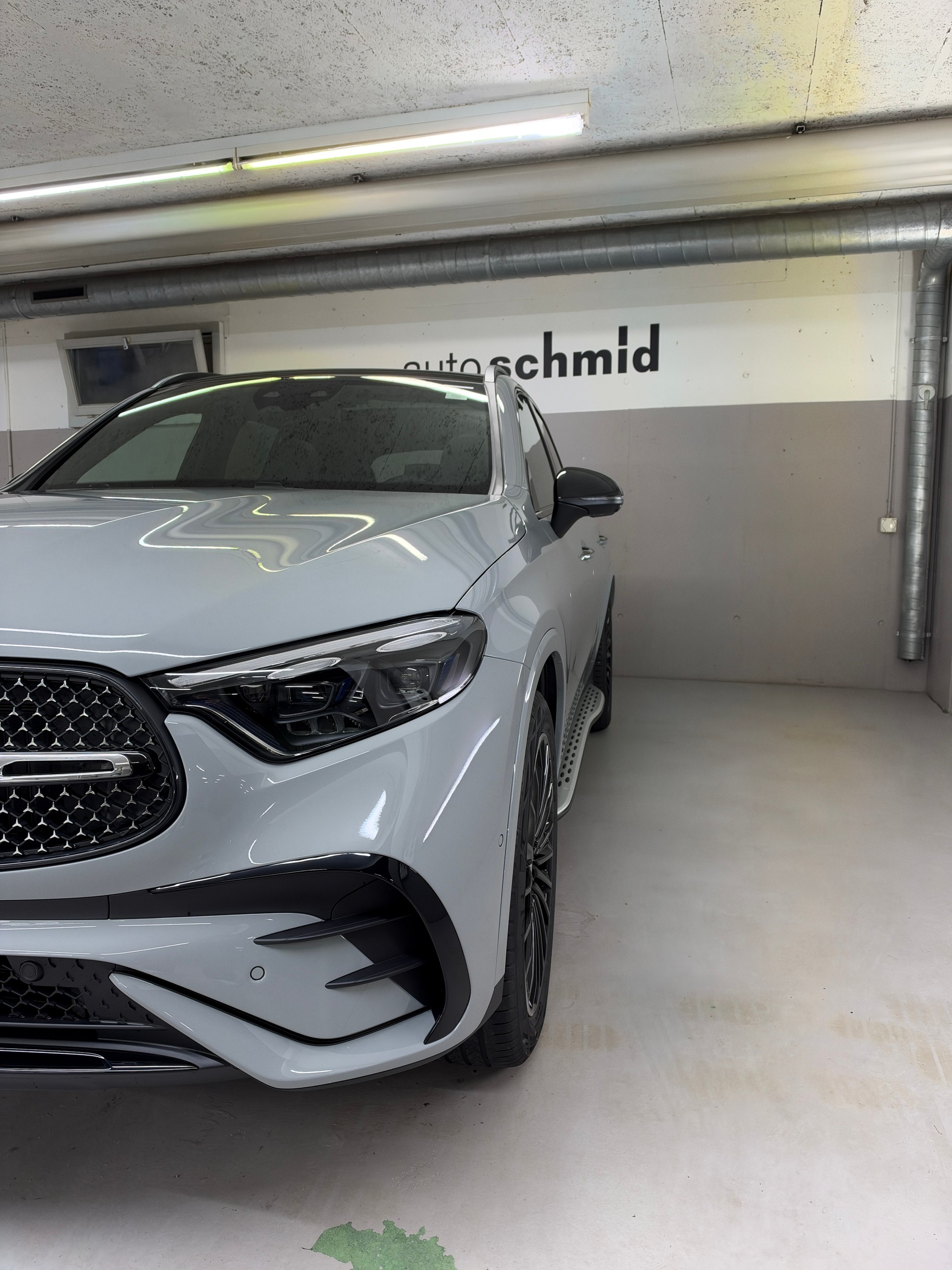 MERCEDES-BENZ GLC 300 e 4Matic EQ Star-showroom-element-2