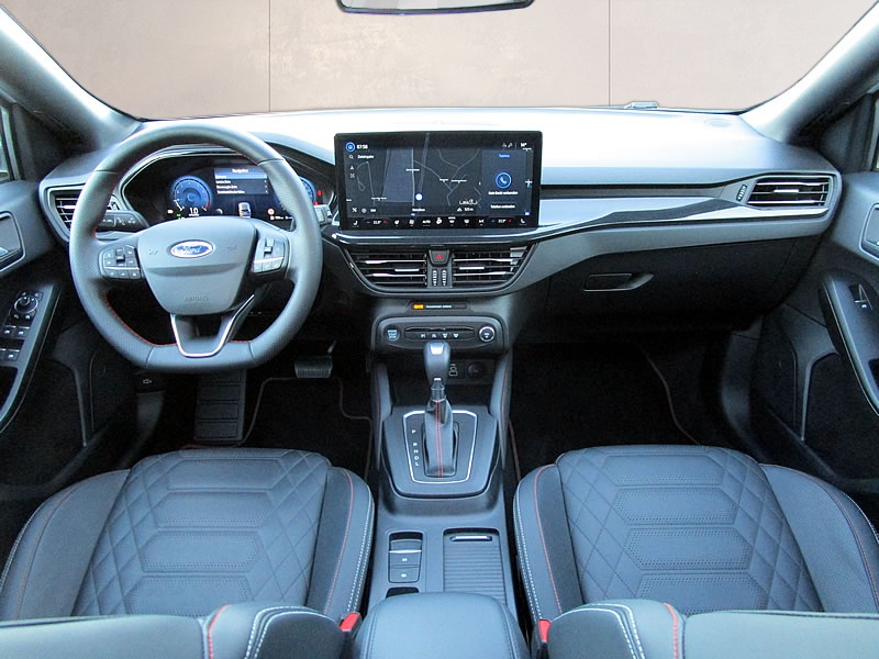 FORD Focus 1.0 MHEV ST-Line X Automat-image-2