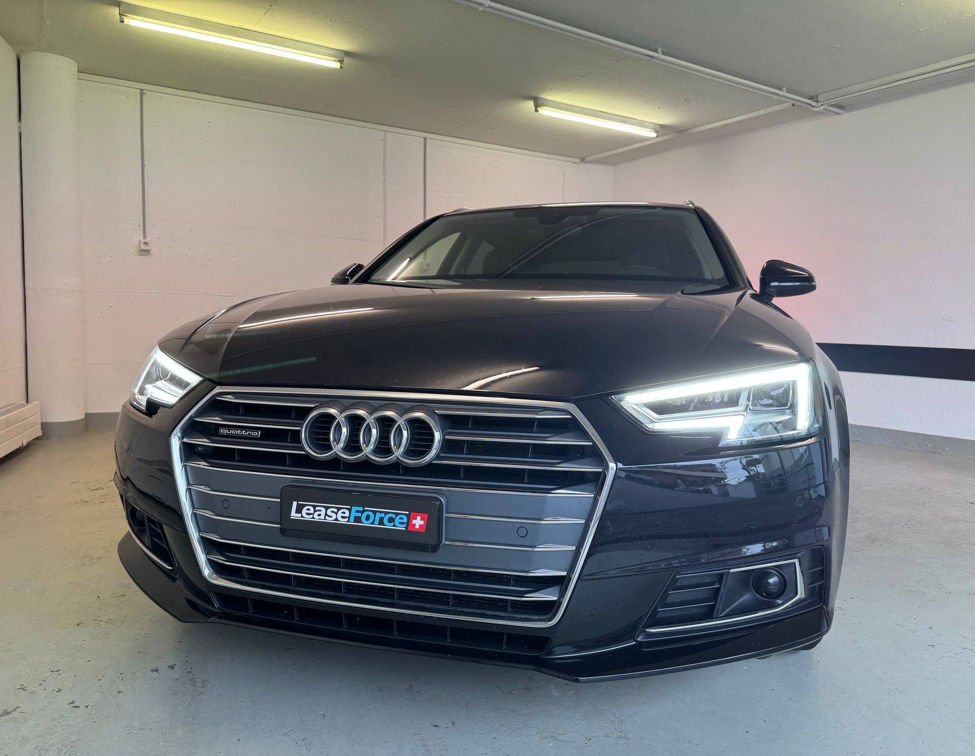 AUDI A4 Avant 2.0 TDI Sport quattro S-tronic