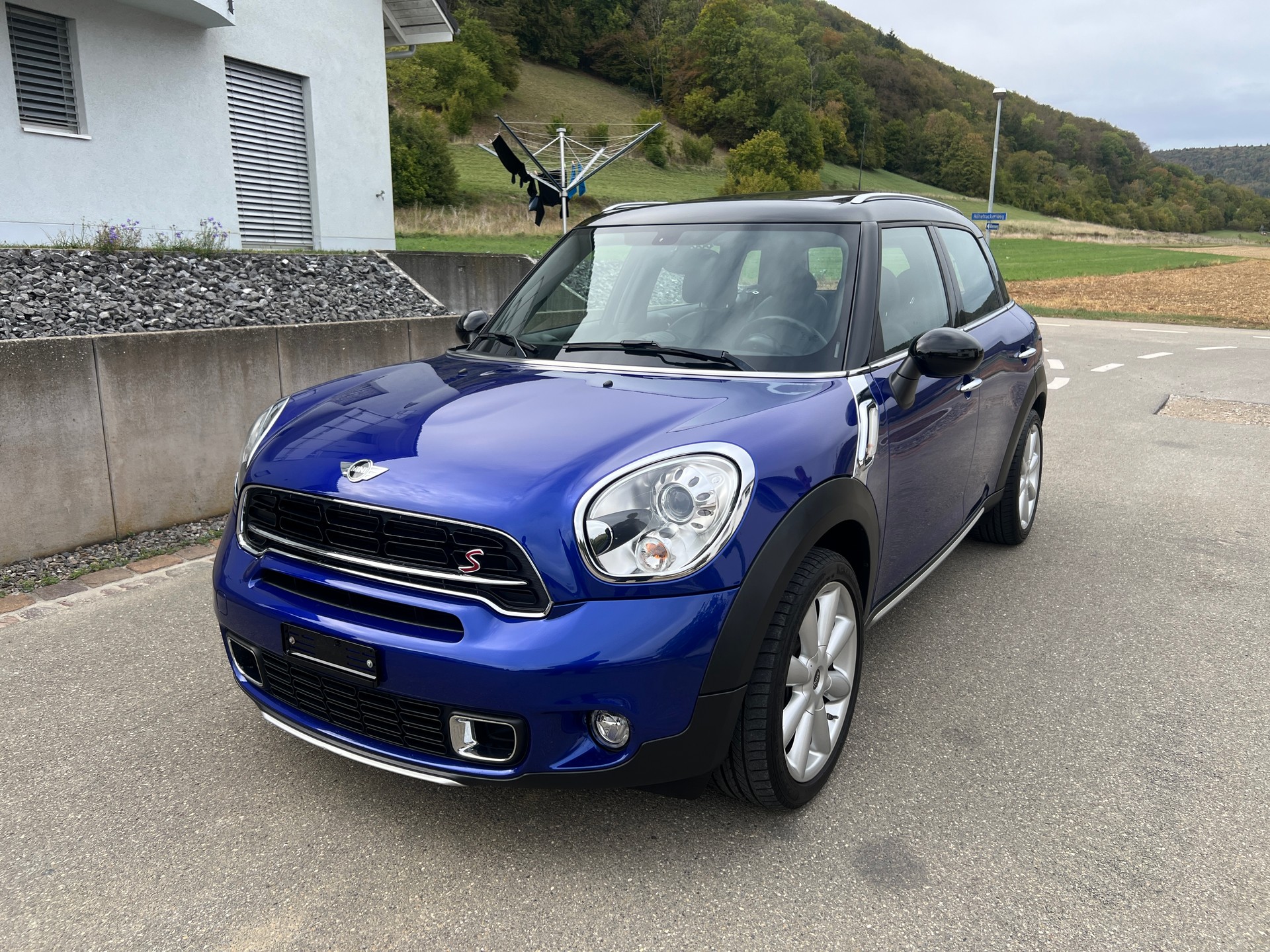 MINI Countryman Cooper S ALL4 Steptronic 190 PS * LEDER * Panoramadach *-image-2