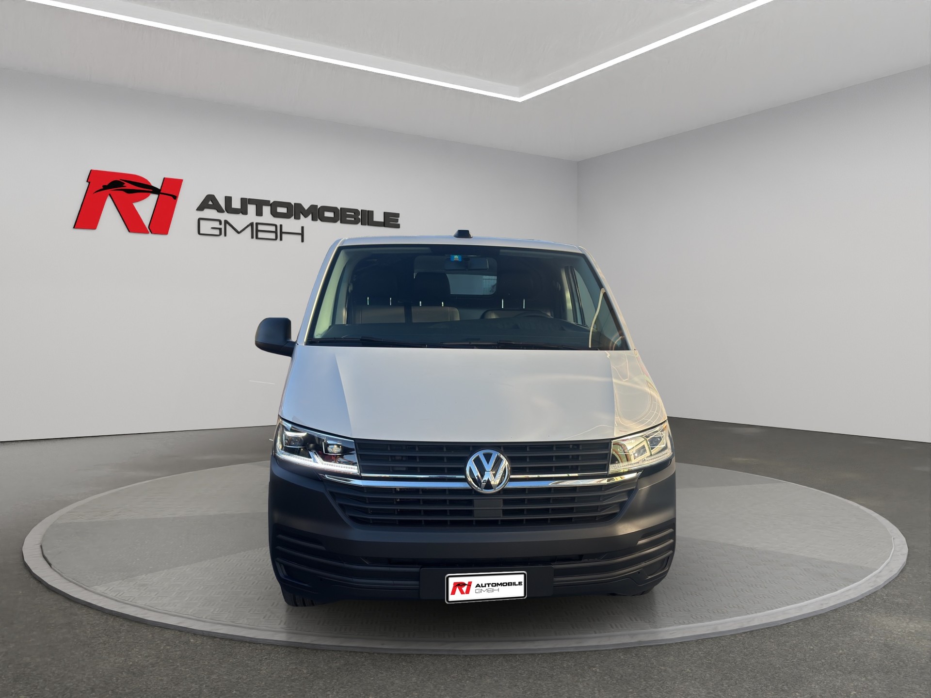 VW T6.1 2.0 TDI DSG-image-1