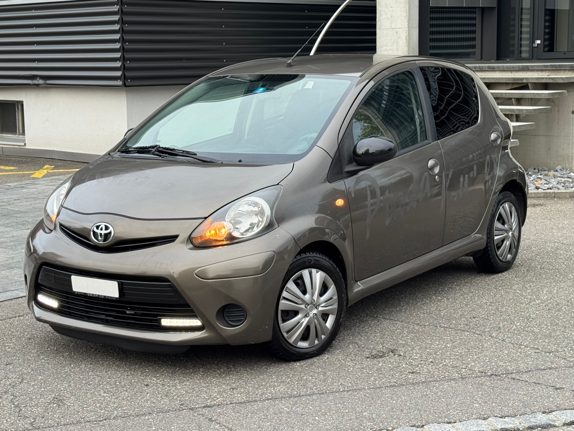 TOYOTA Aygo 1.0 VVT-i Luna Multimode-image-1