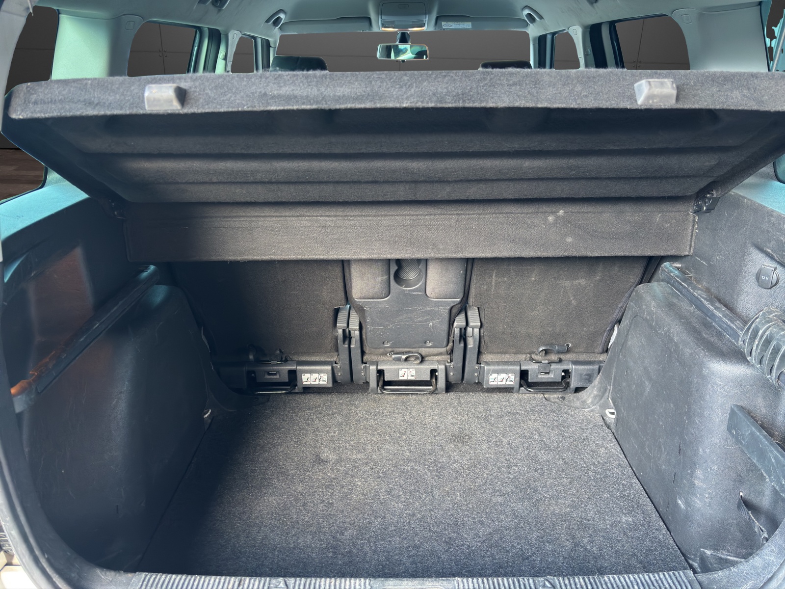 SKODA Yeti 1.4 TSI Active Outdoor 4x4 DSG-image-12