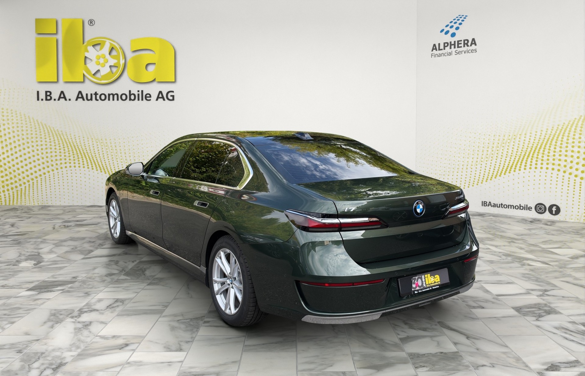 BMW i7 xDrive 60 (CH) INDIVIDUAL-showroom-element-2