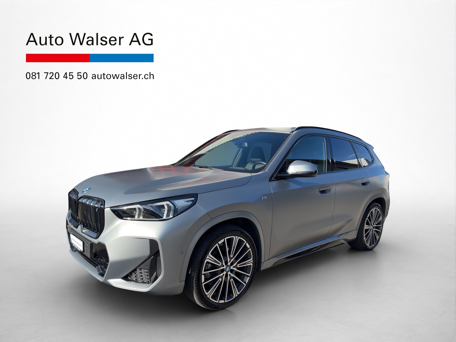 BMW iX1 30 xDrive-image-0