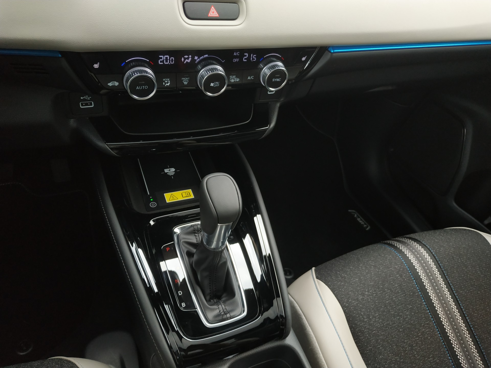 HONDA HR-V 1.5i-MMD Advance Style Plus CVT-image-18