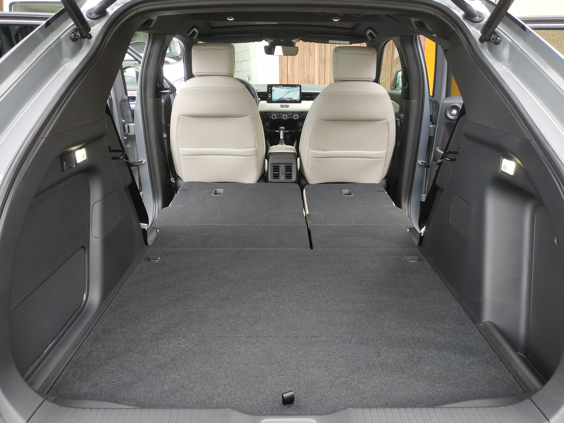 HONDA HR-V 1.5i-MMD Advance Style Plus CVT-image-25