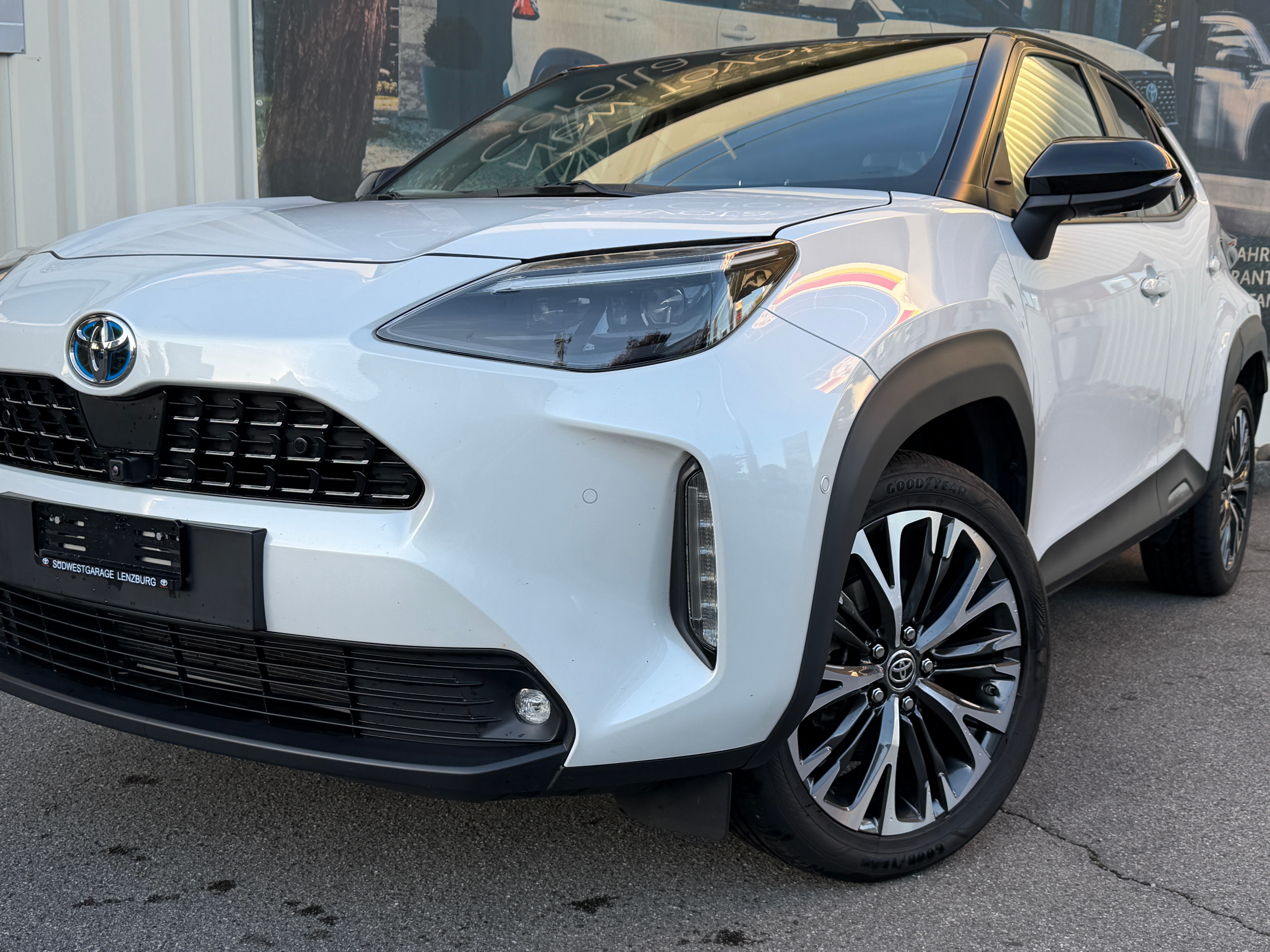 Car photo