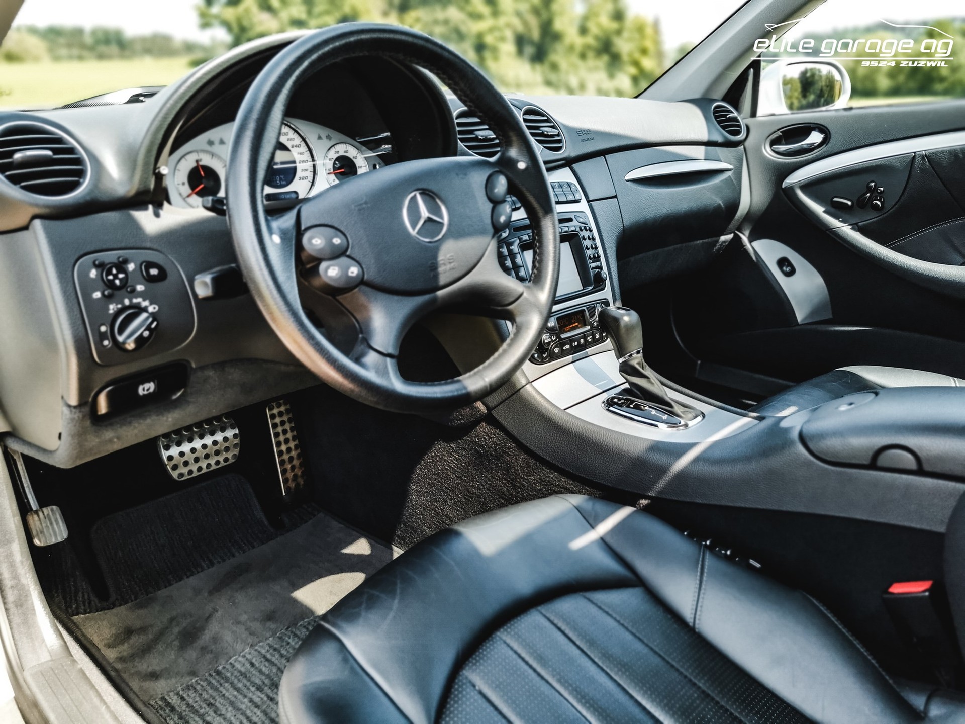 MERCEDES-BENZ CLK 55 AMG Avantgarde Automatic-image-12