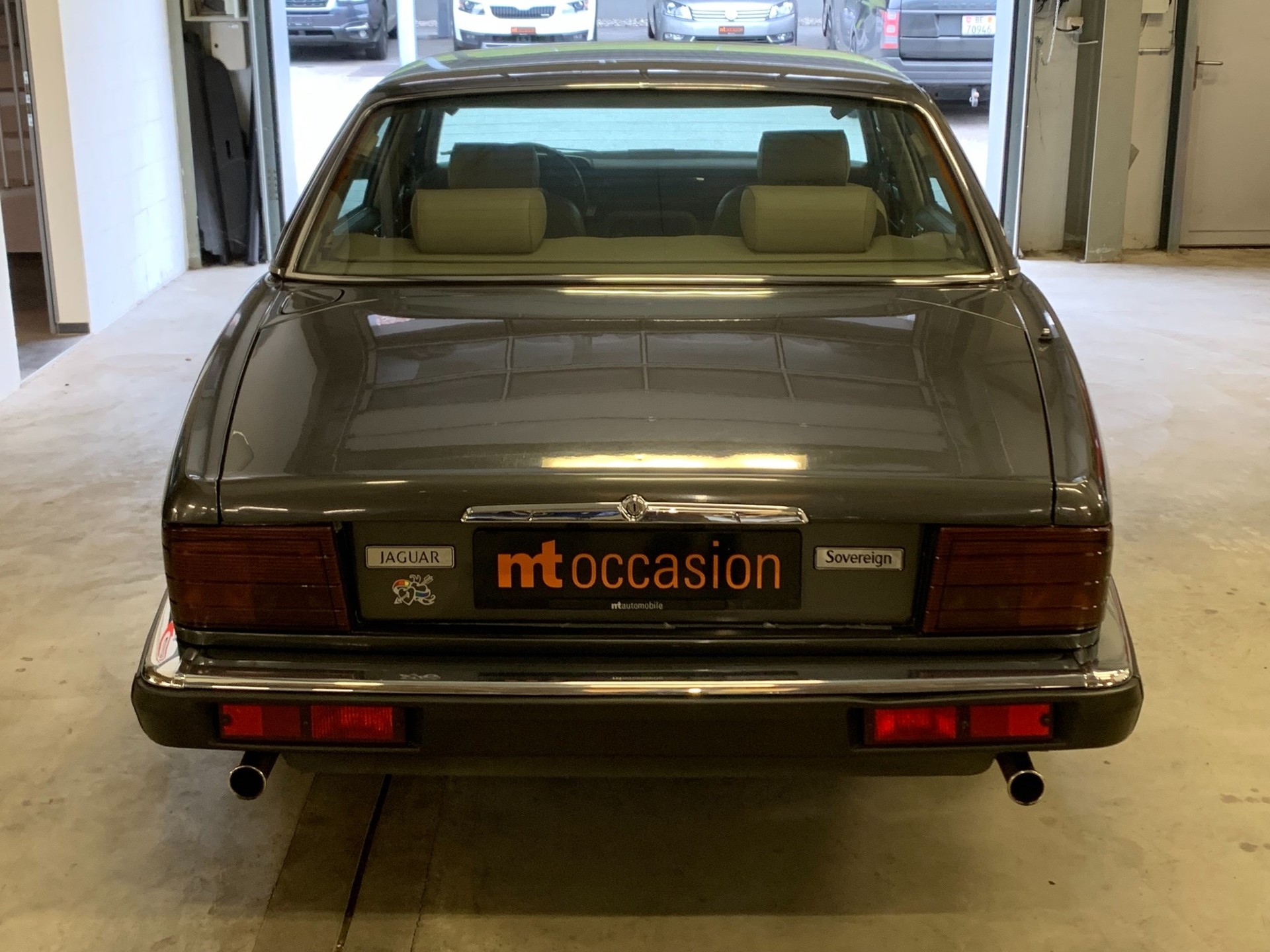 JAGUAR XJ6 3.6 Sovereign-image-3