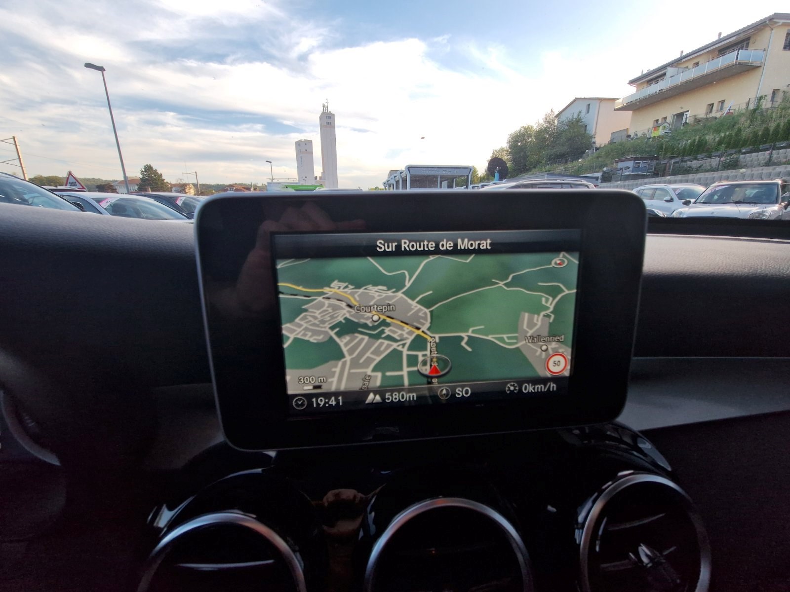 MERCEDES-BENZ GLC 250 d 4Matic 9G-Tronic-image-12