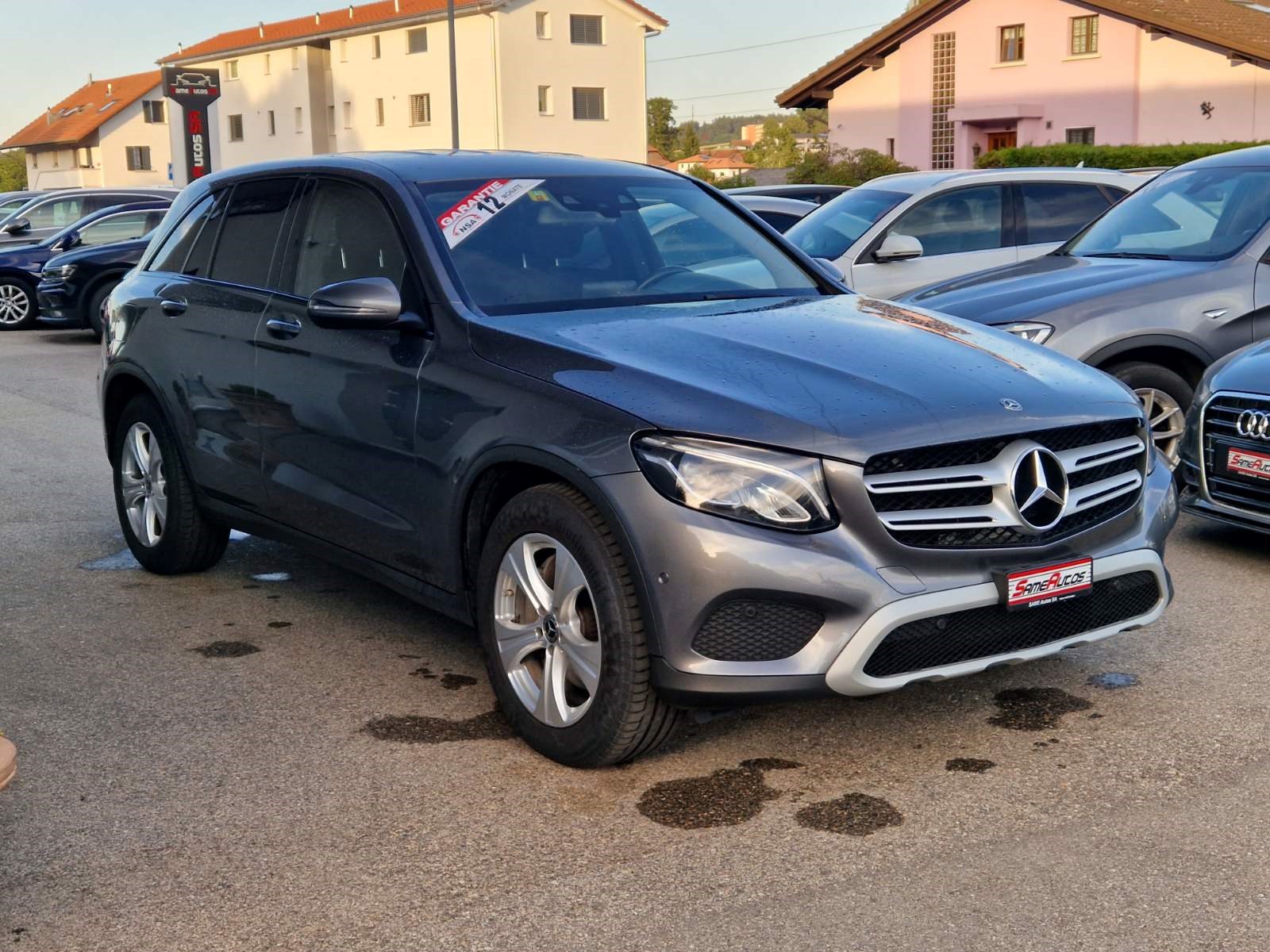 Car photo