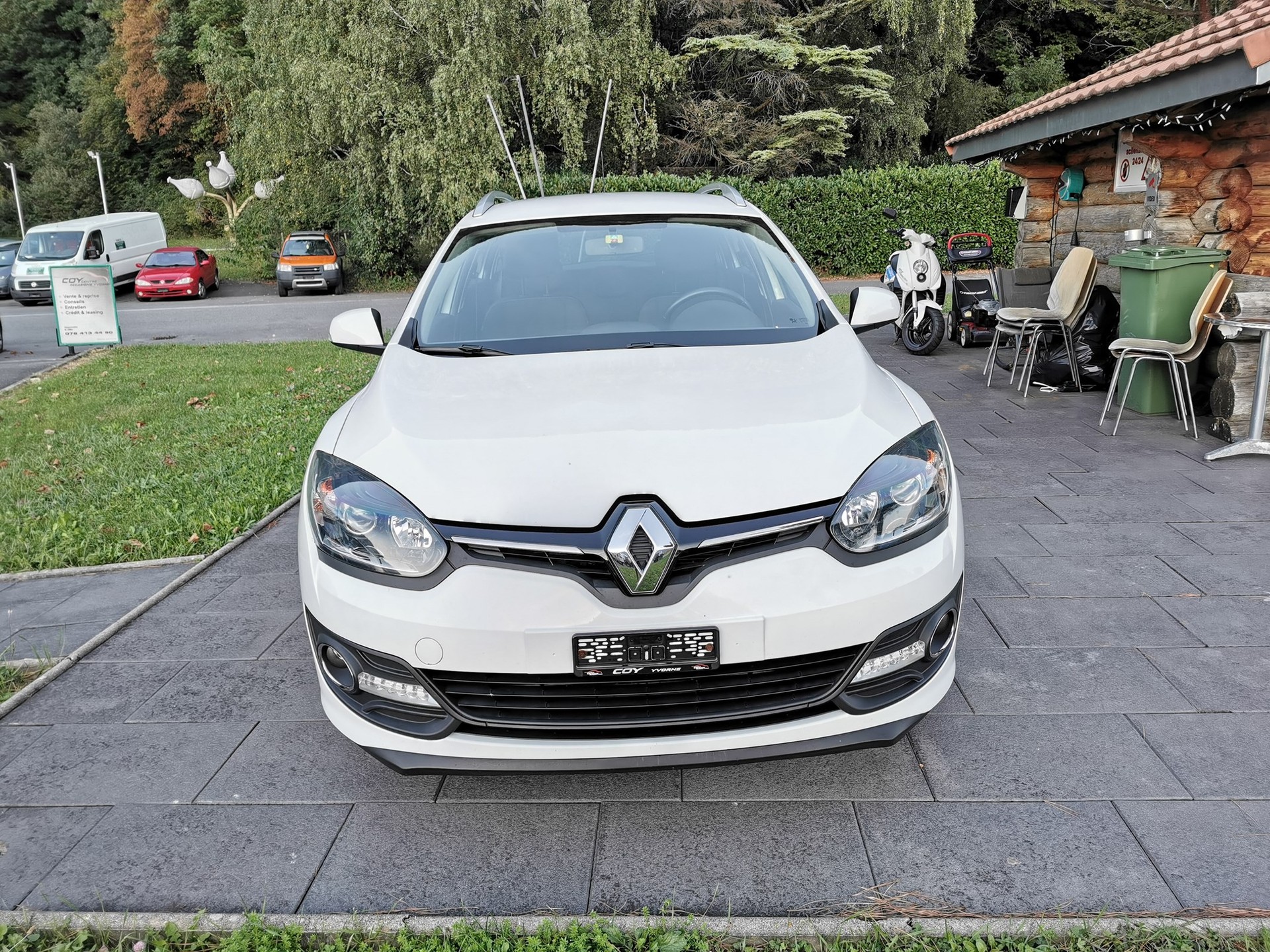 RENAULT Mégane Grandtour 1.5 dCi Expression EDC-image-1