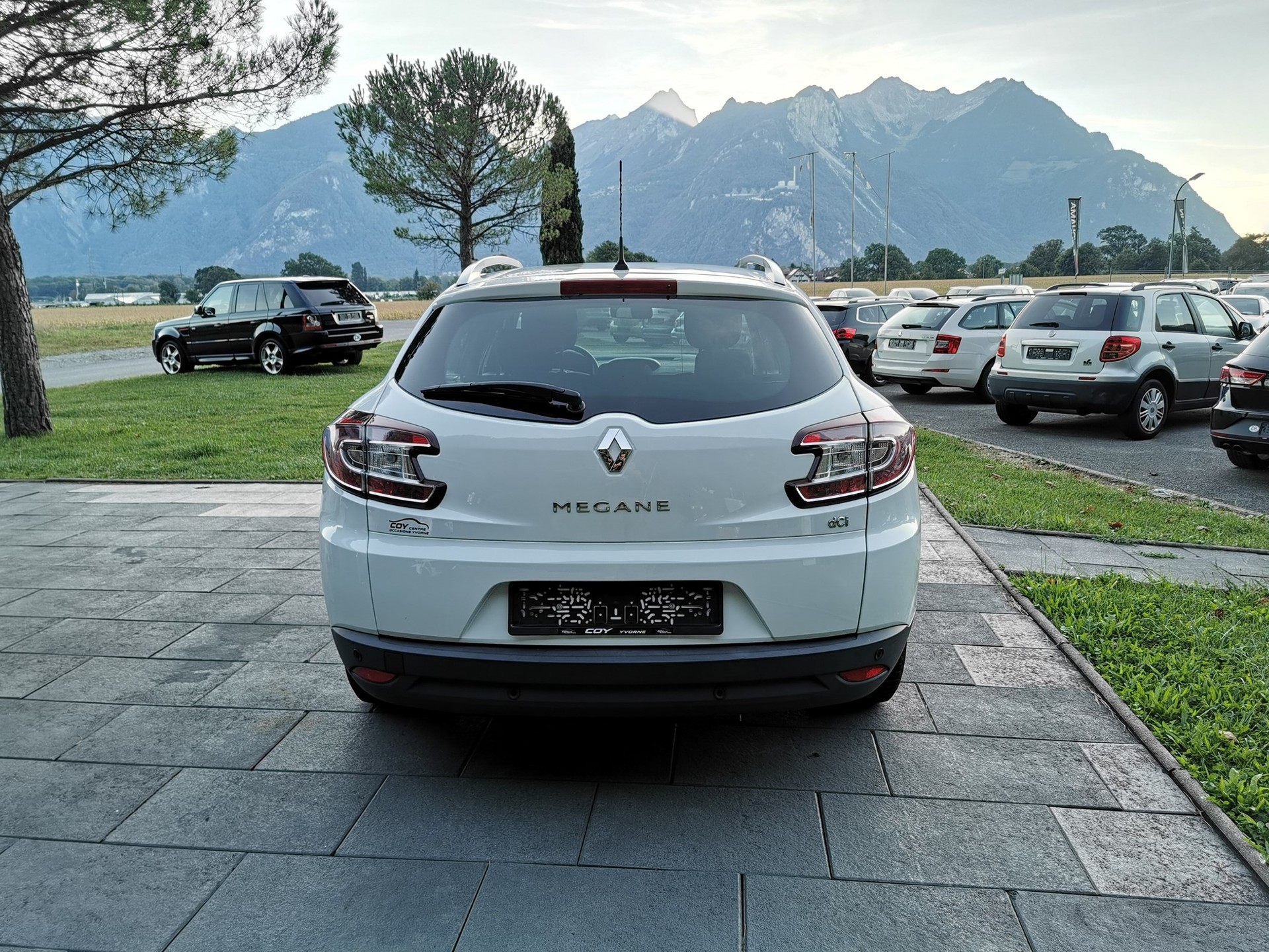 RENAULT Mégane Grandtour 1.5 dCi Expression EDC-image-4