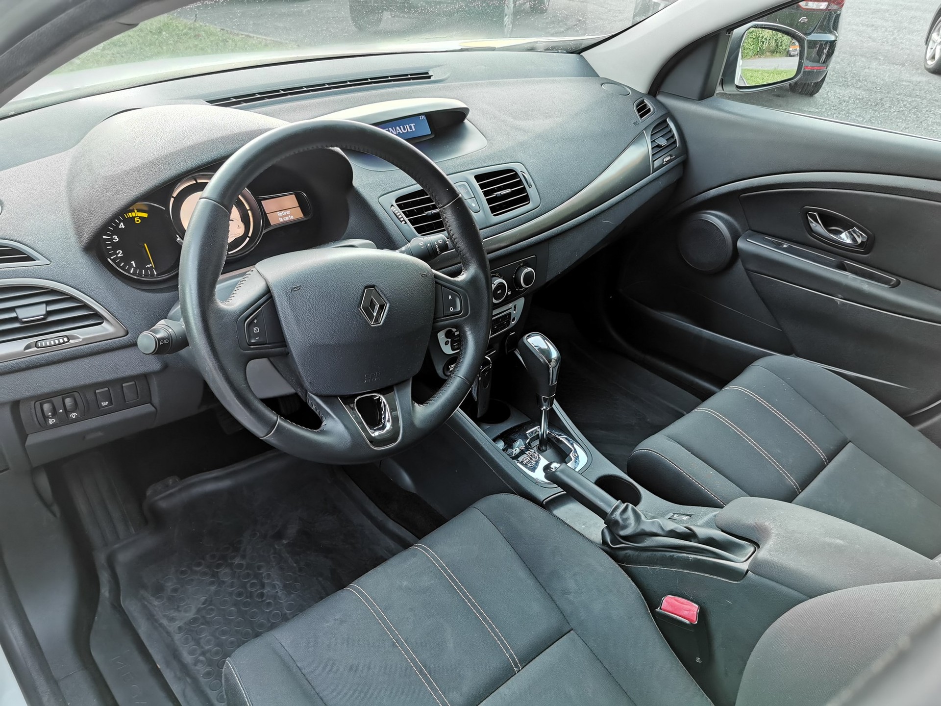 RENAULT Mégane Grandtour 1.5 dCi Expression EDC-image-6