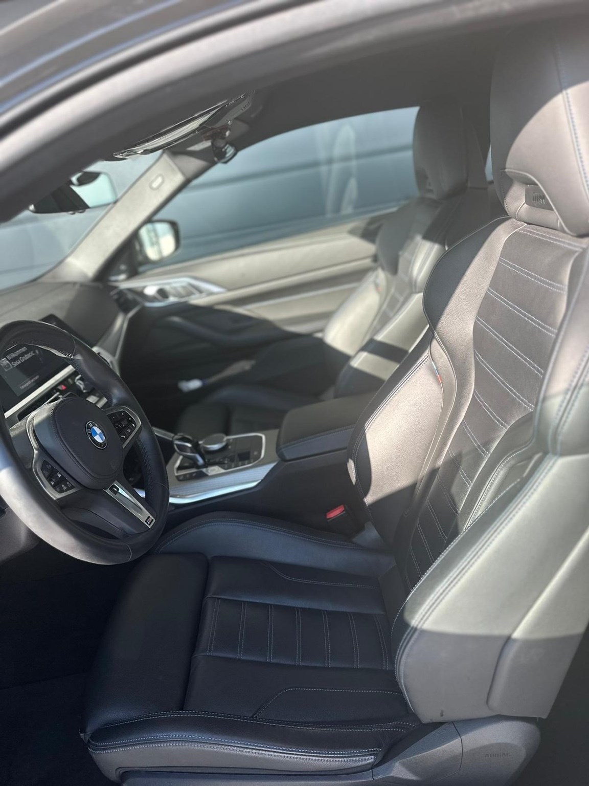 BMW M440i xDrive 48V Coupé Steptronic-image-10