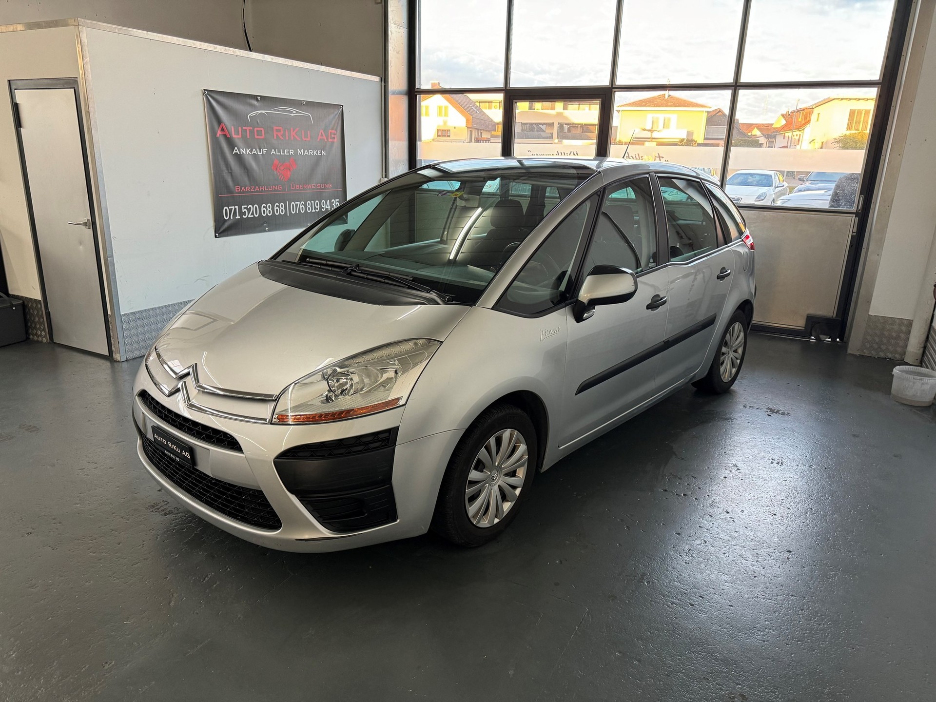 CITROEN C4 Picasso 1.8i 16V SX-image-3