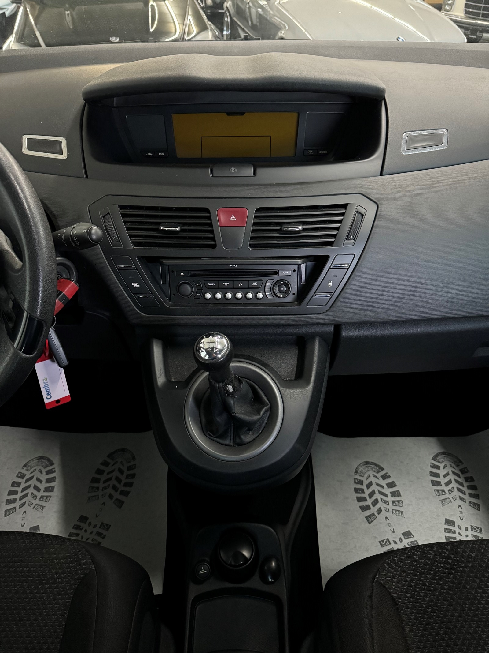 CITROEN C4 Picasso 1.8i 16V SX-image-13