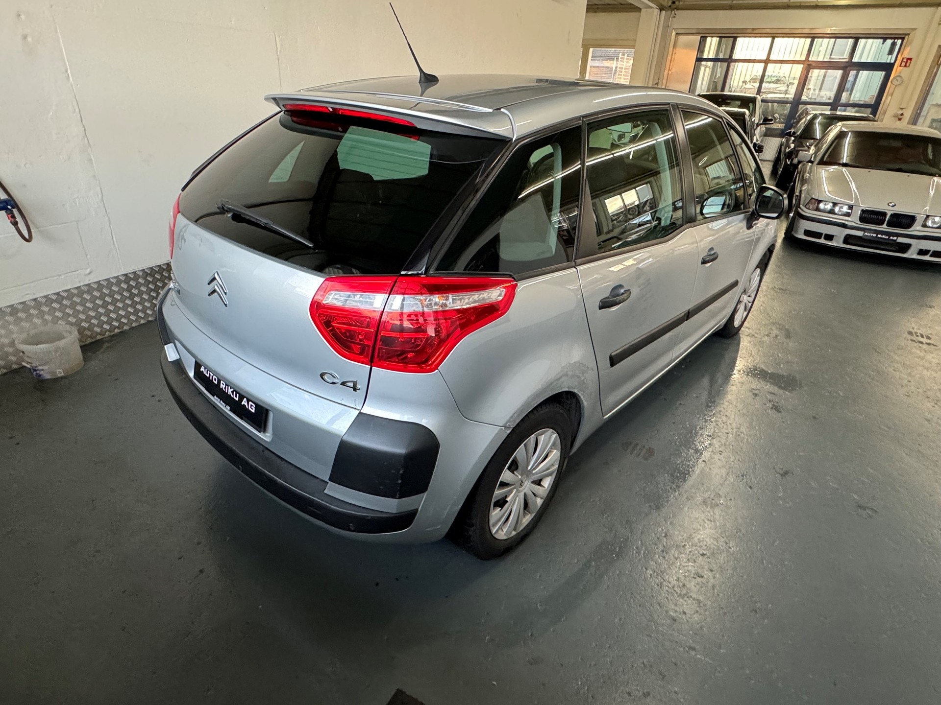 CITROEN C4 Picasso 1.8i 16V SX-image-6