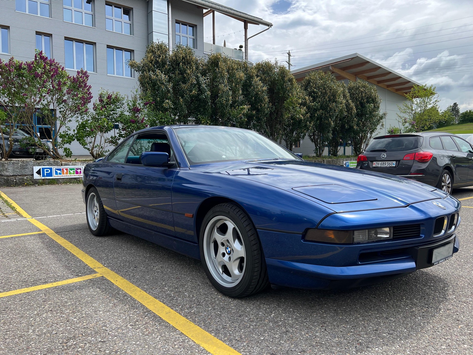 BMW 840Ci-image-3