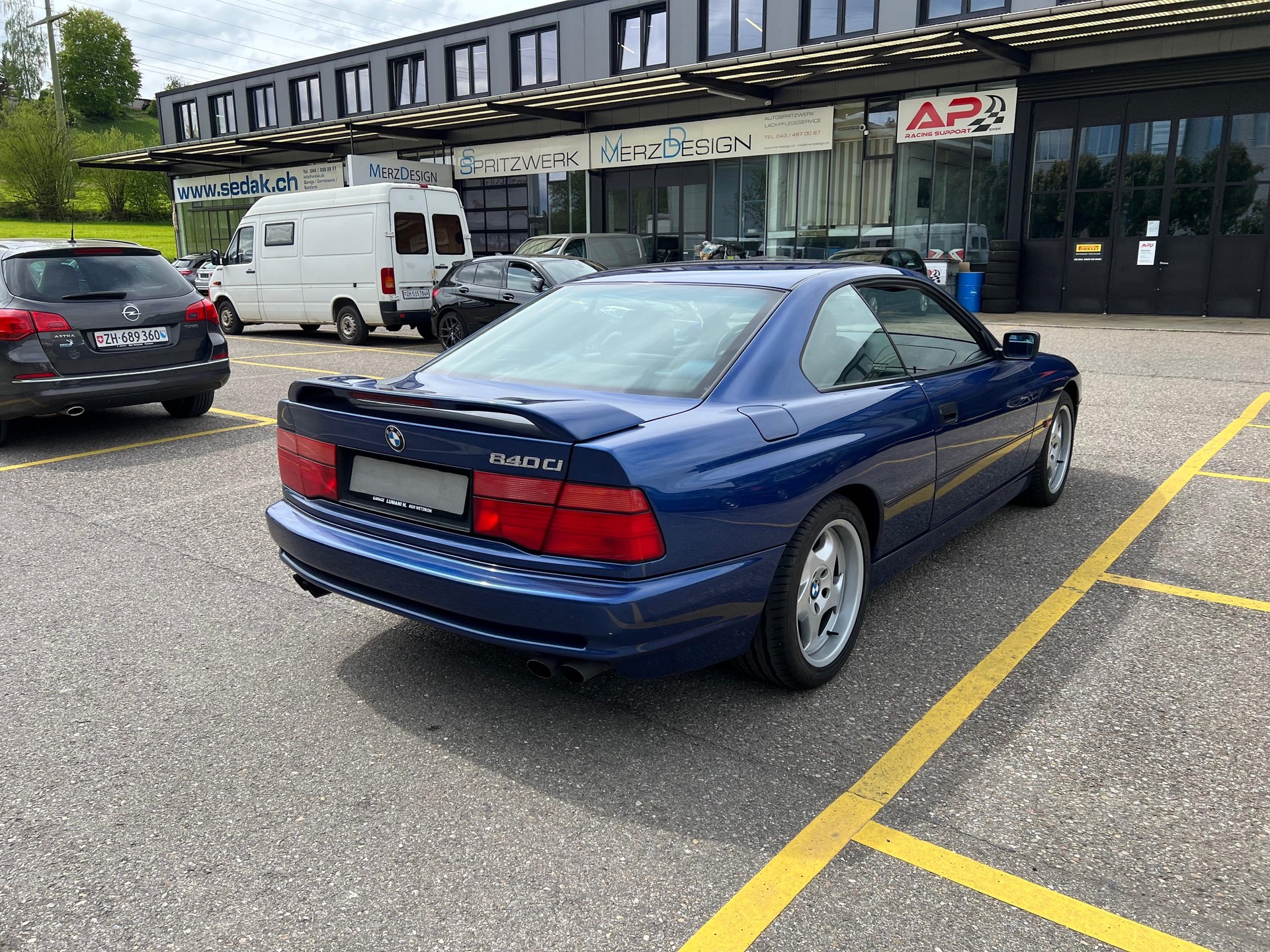 BMW 840Ci-image-4