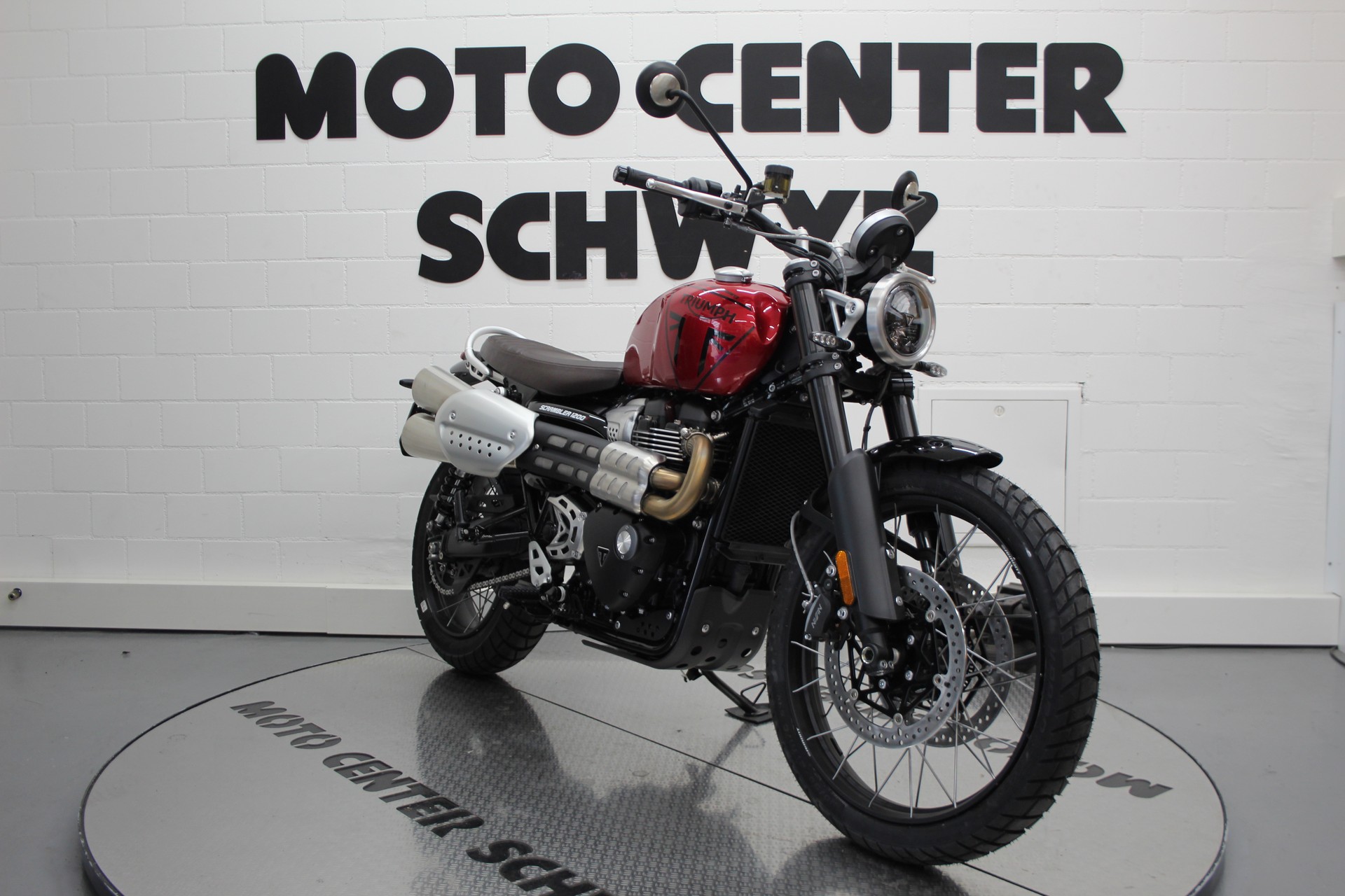 TRIUMPH Scrambler 1200 X-showroom-element-1