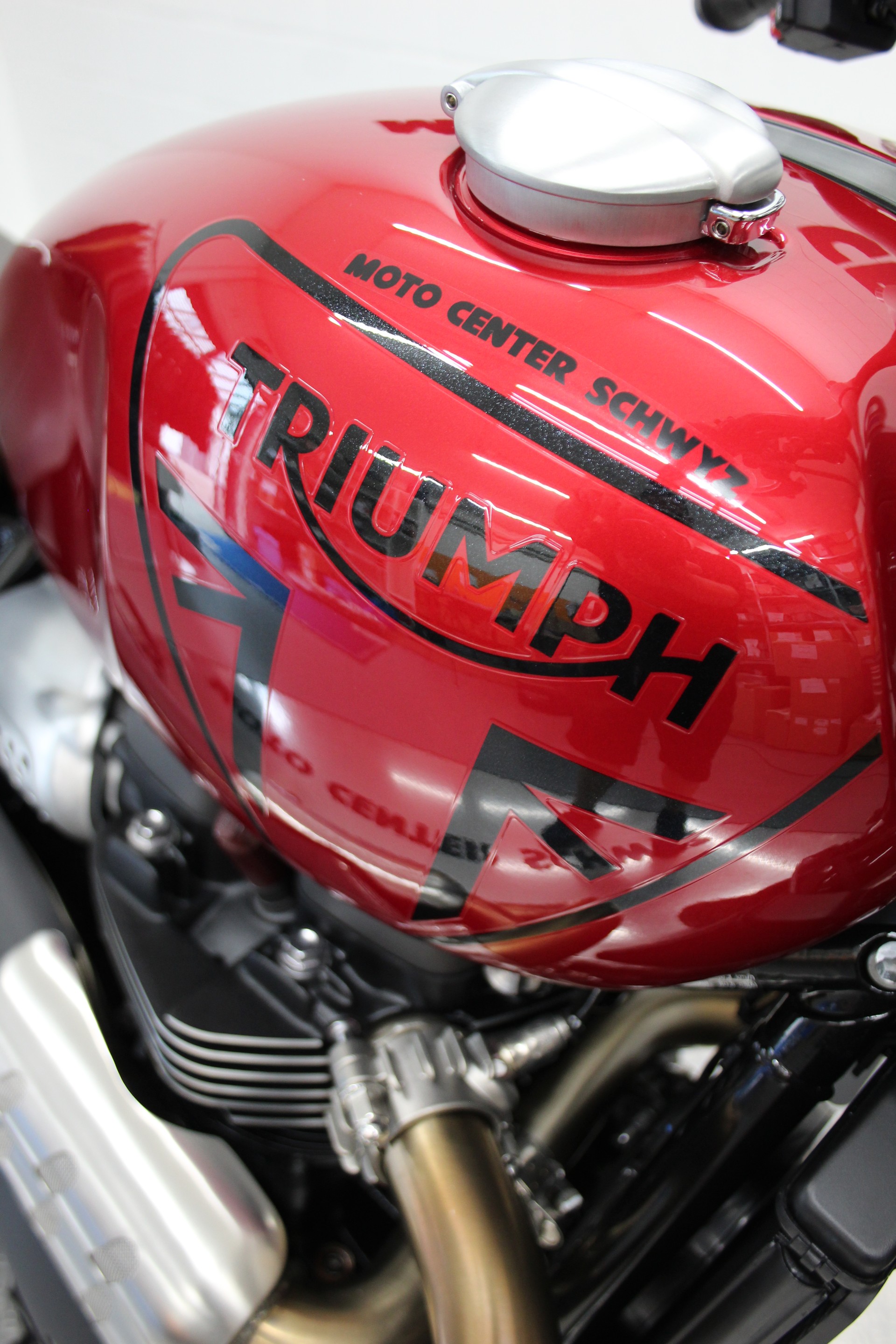 TRIUMPH Scrambler 1200 X-image-5