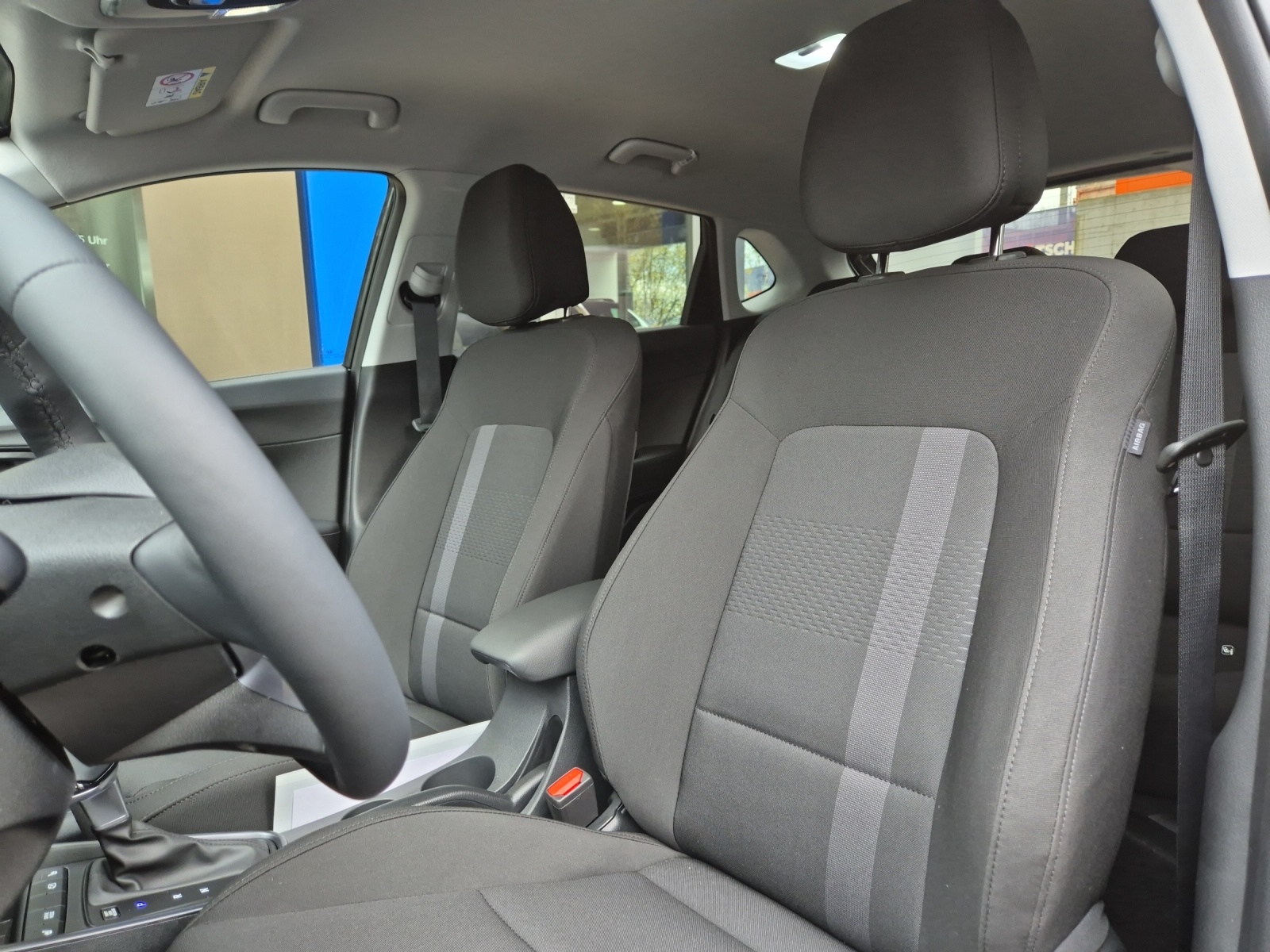 HYUNDAI i20 1.0 T-GDi Amplia-image-5