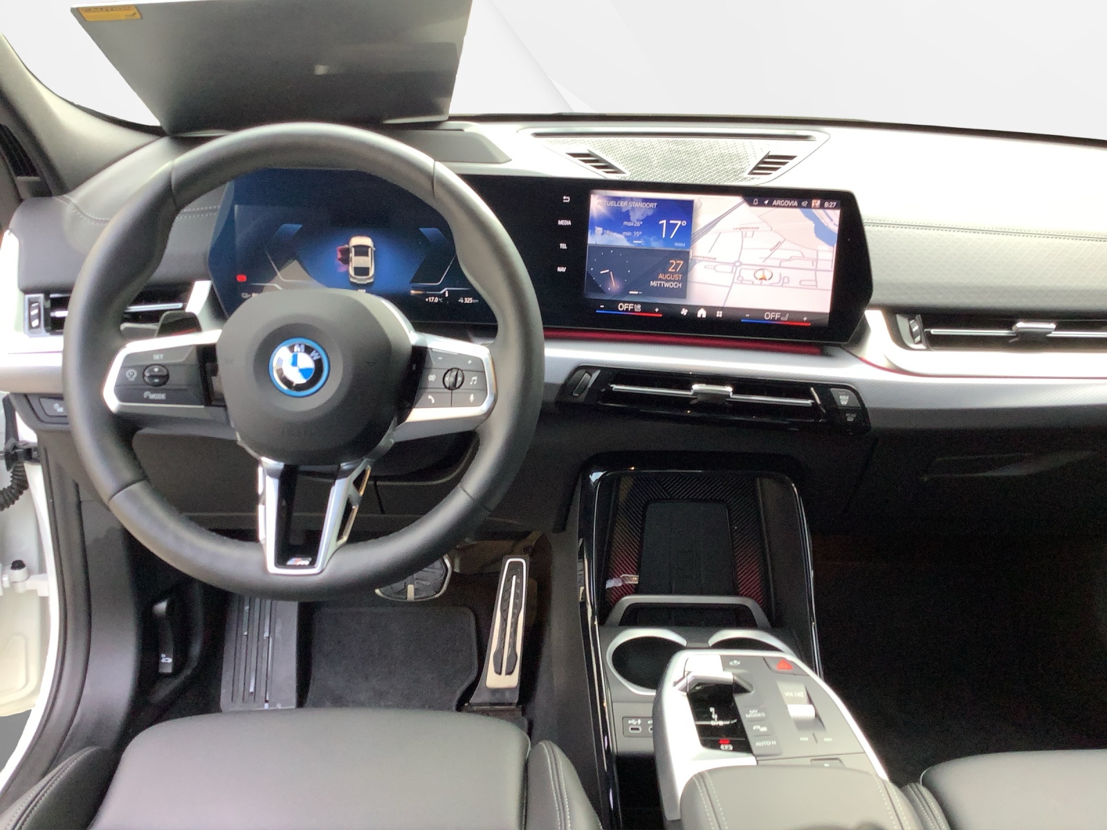 BMW iX2 xDrive 30 M Sport Pro-image-13