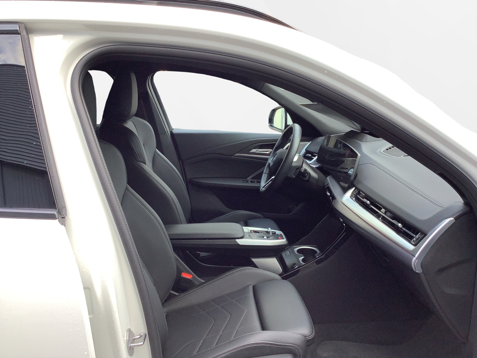 BMW iX2 xDrive 30 M Sport Pro-image-18