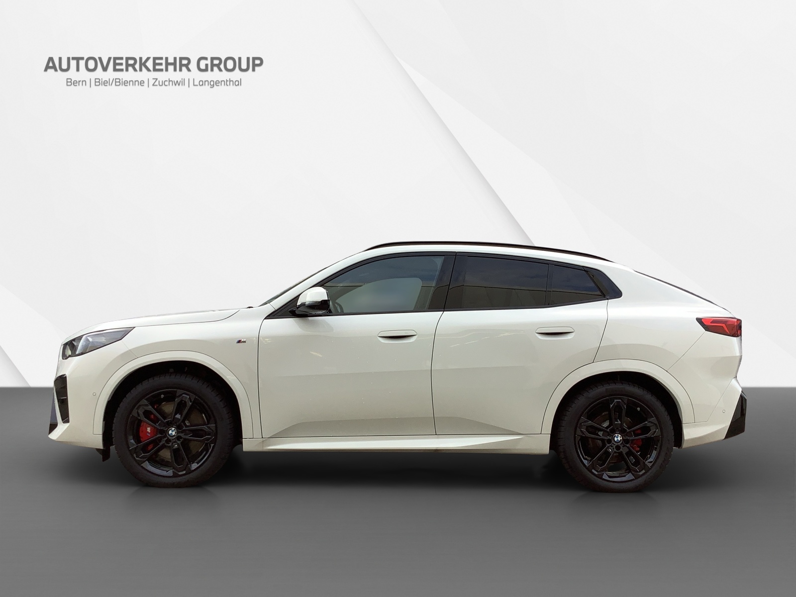 BMW iX2 xDrive 30 M Sport Pro-image-2