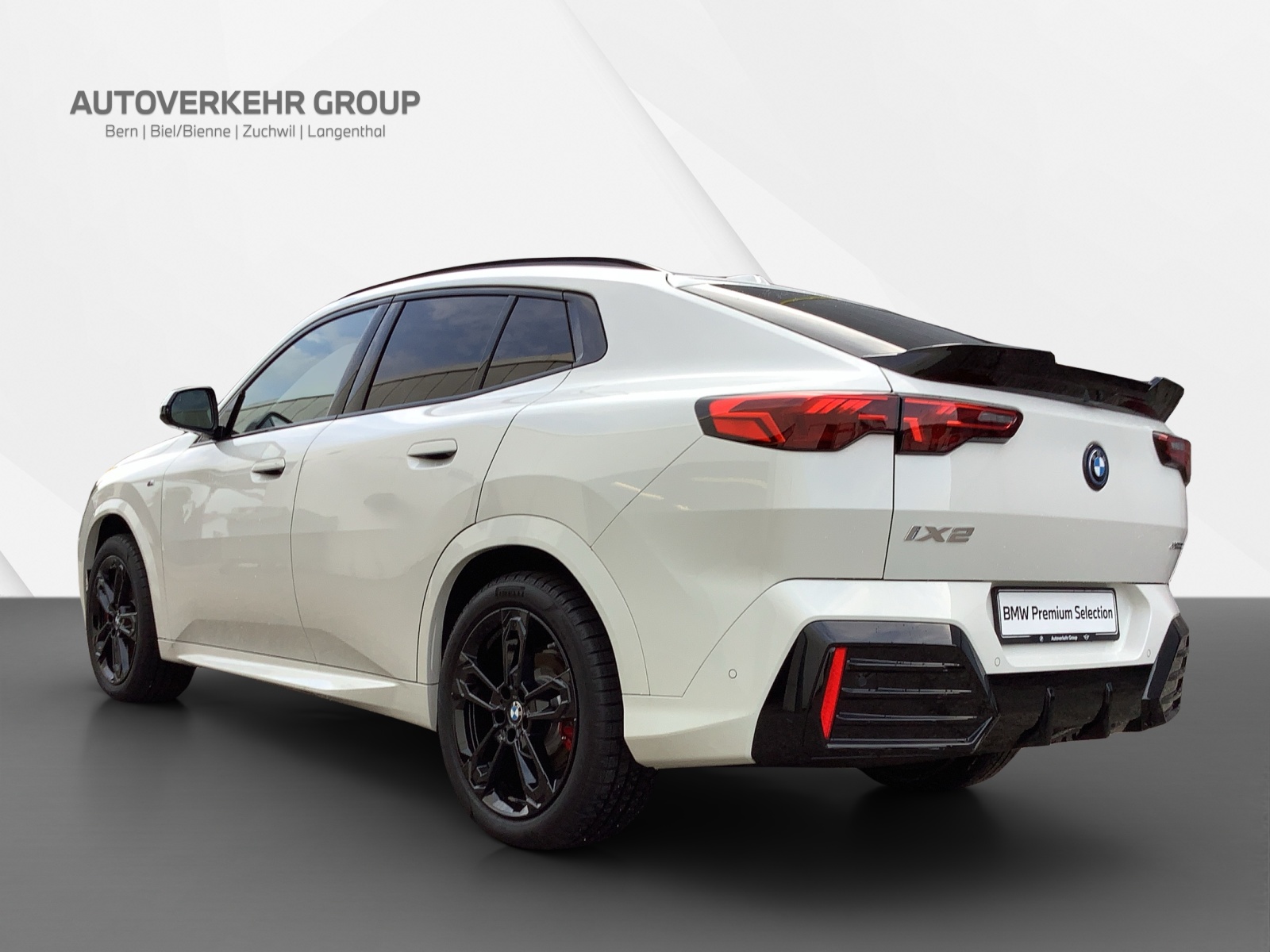 BMW iX2 xDrive 30 M Sport Pro-image-3